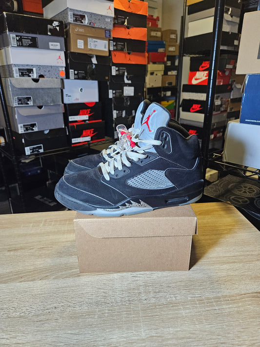 Size 11 - AJ 5 Retro OG Black Metallic Reimagined