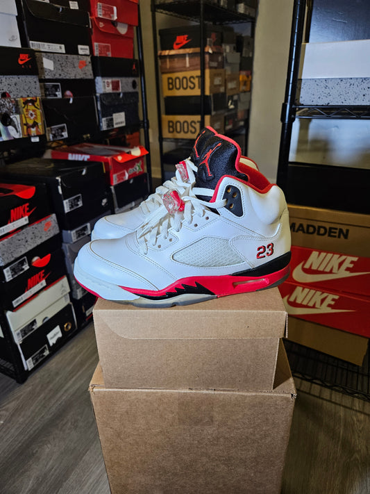 Size 8 - AJ 5 Retro 2013 Fire Red