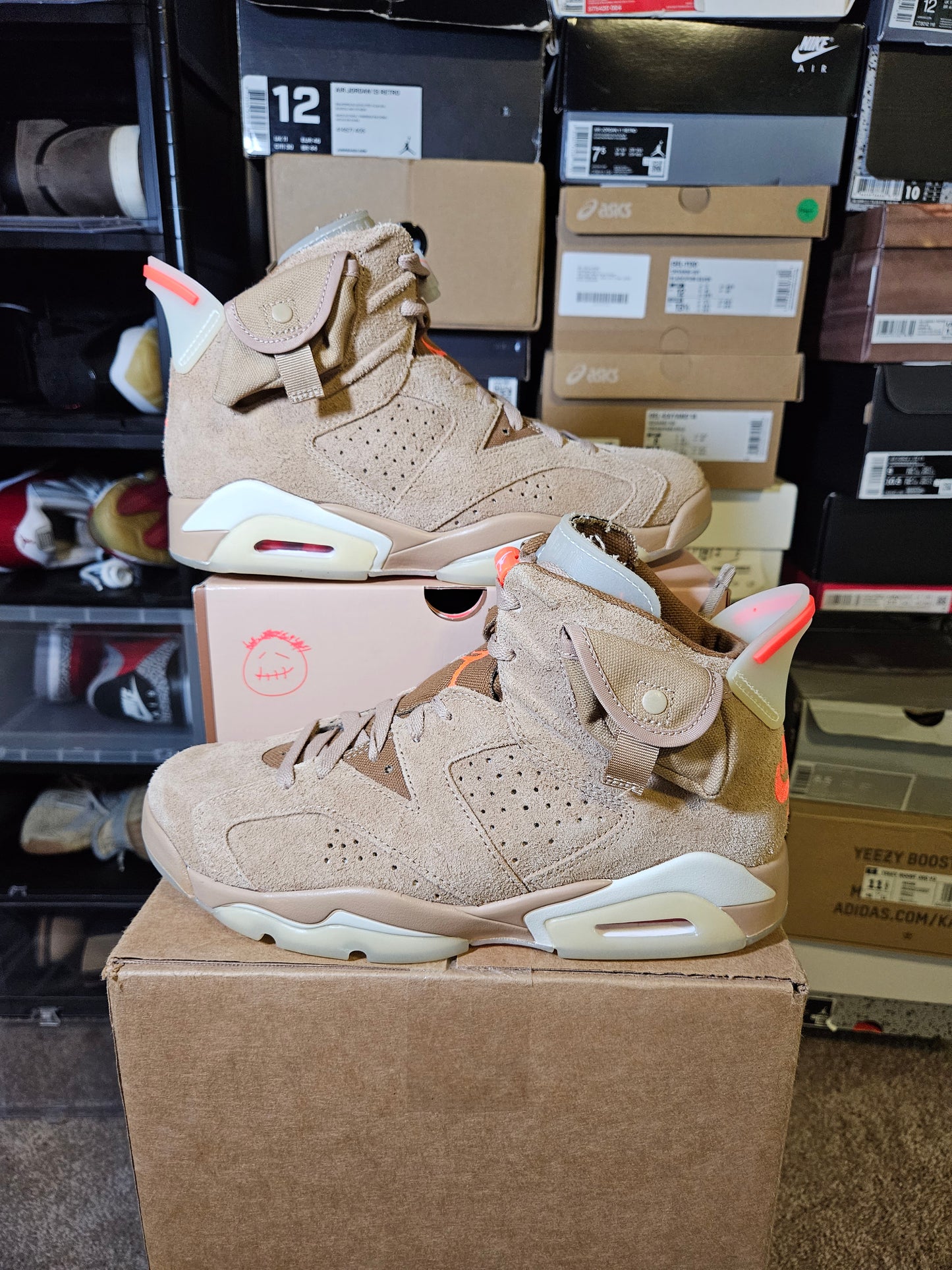 Size 8.5 - AJ 6 Retro x Travis Scott Mid British Khaki