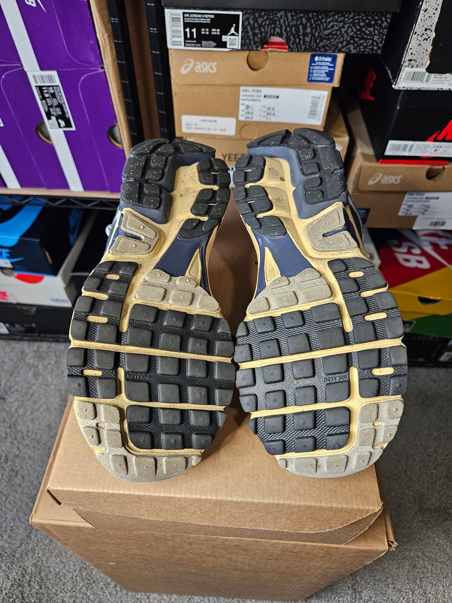 Size 8 - Air Zoom Vomero 5 Since 72