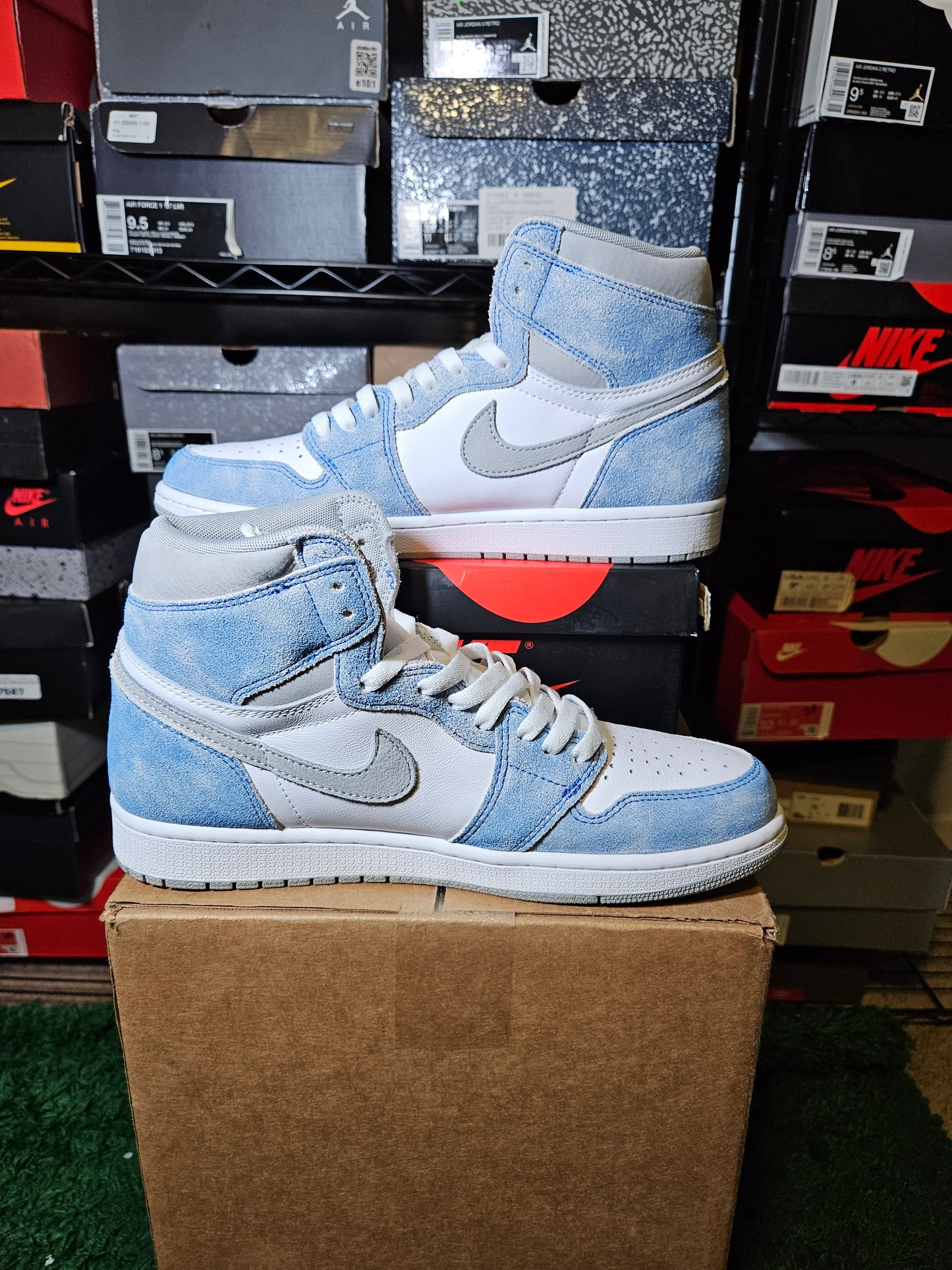 Size 10.5 - AJ 1 Retro OG High Hyper Royal