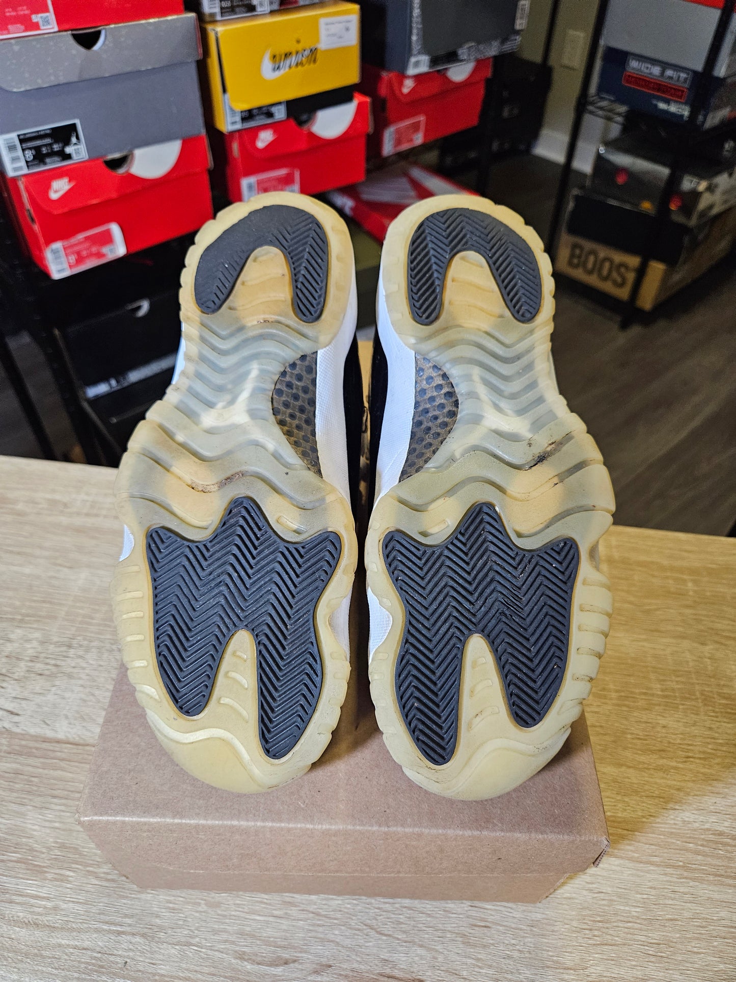 Size 8 - AJ 11 Retro Mid Gratitude / Defining Moments