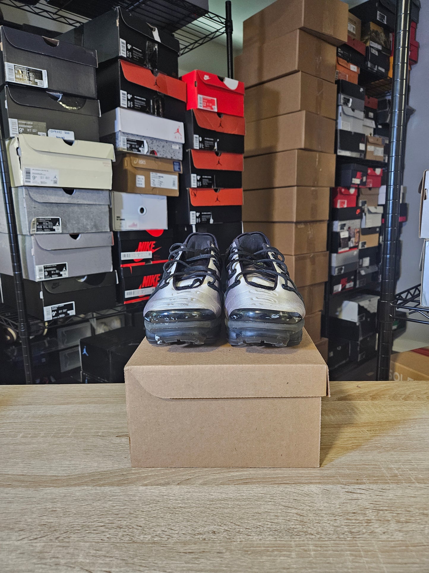 Size 10 - Air VaporMax Plus Neon 95
