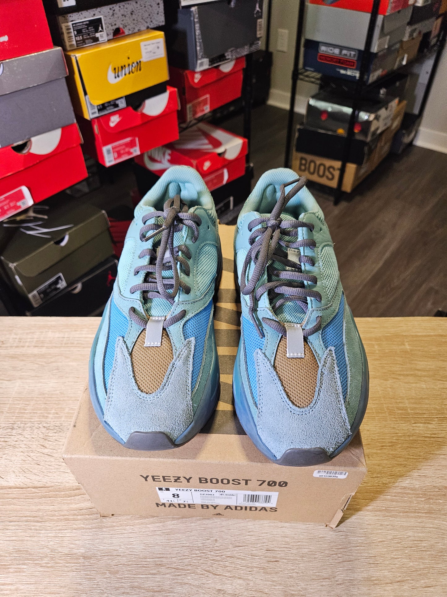 Size 8 - YZY Boost 700 Faded Azure