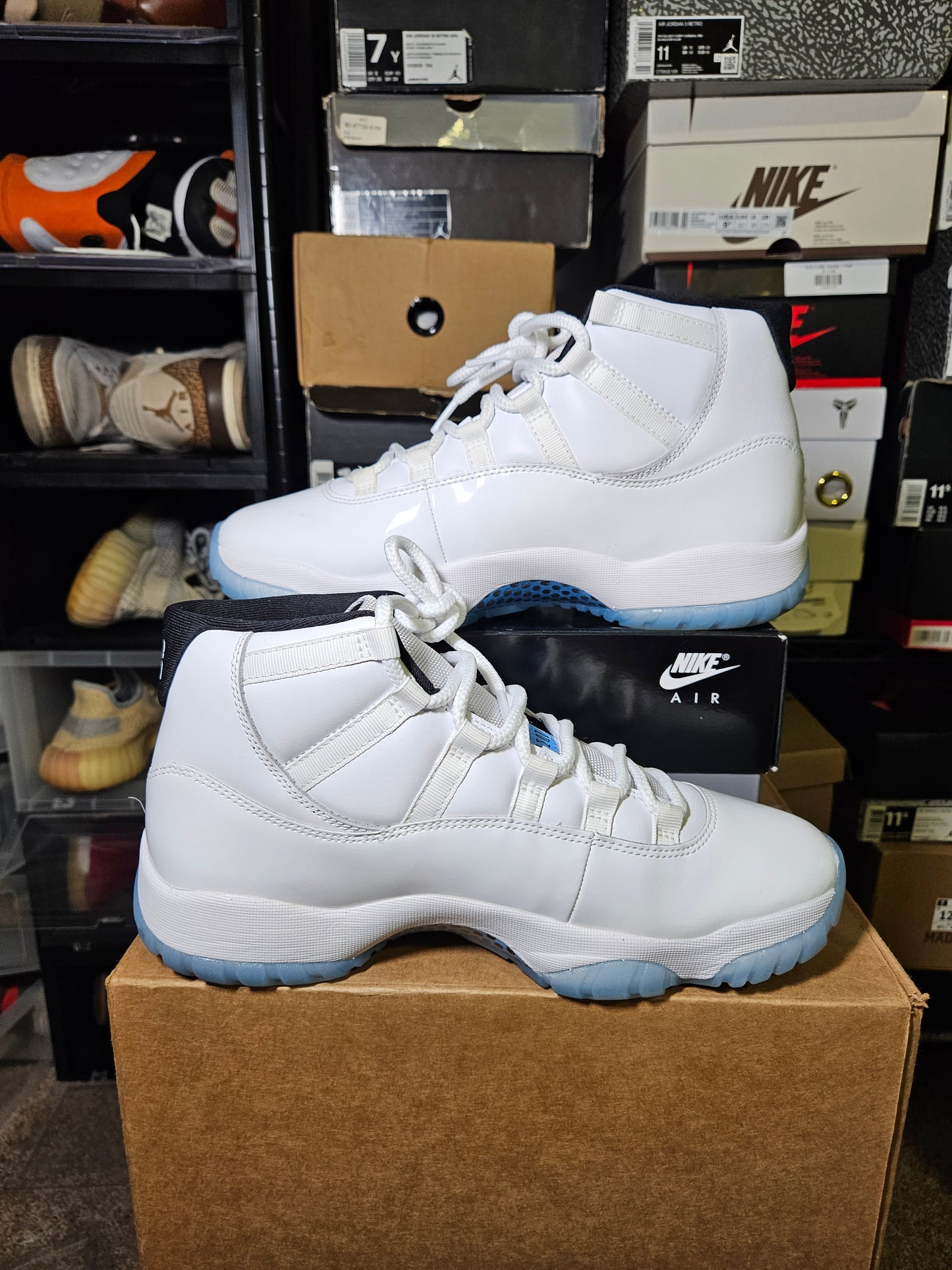 Size 10.5 - AJ 11 Retro 2024 Legend Blue / Columbia