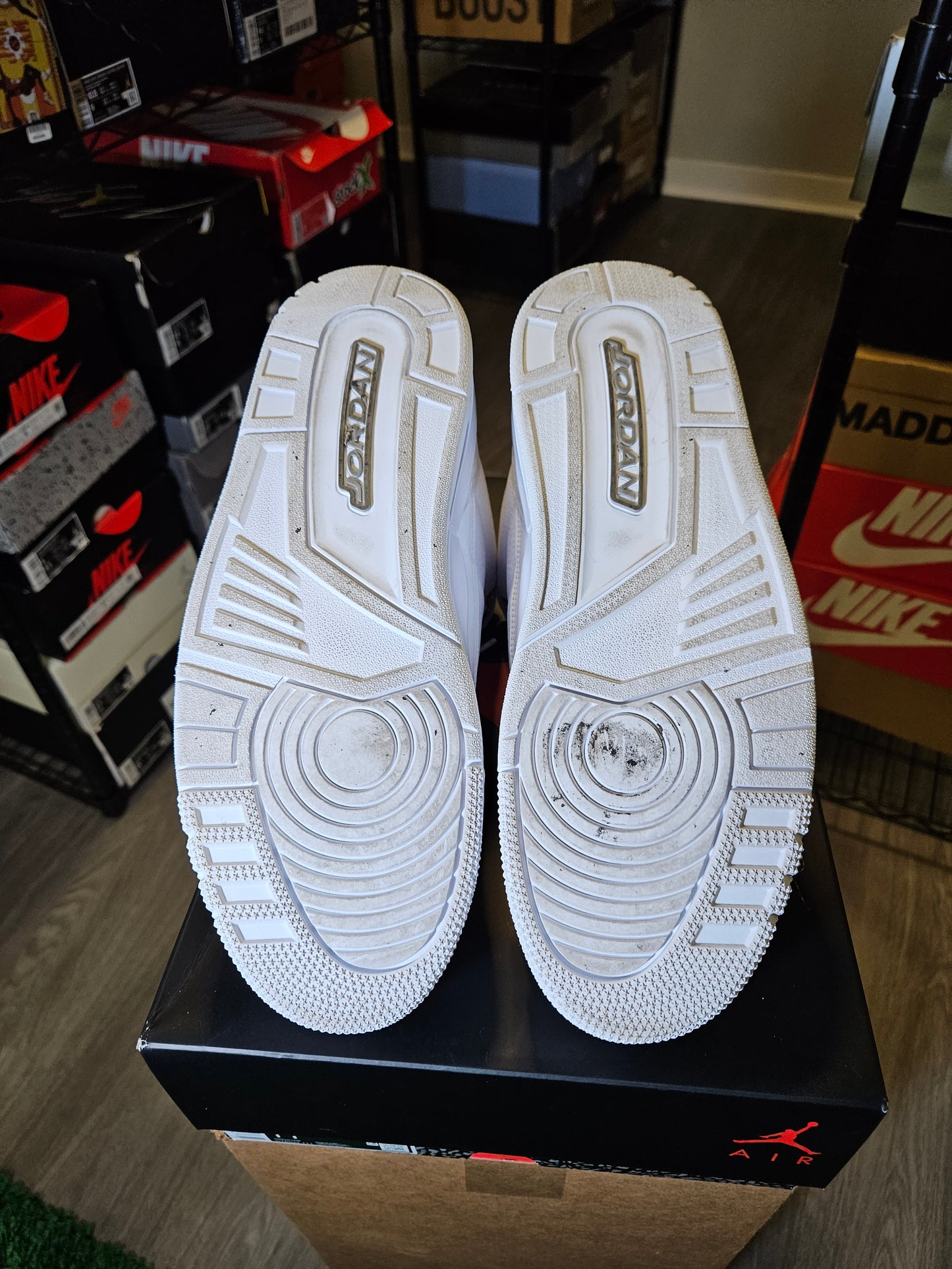 Size 11 - AJ 3 Retro 2025 Pure Money