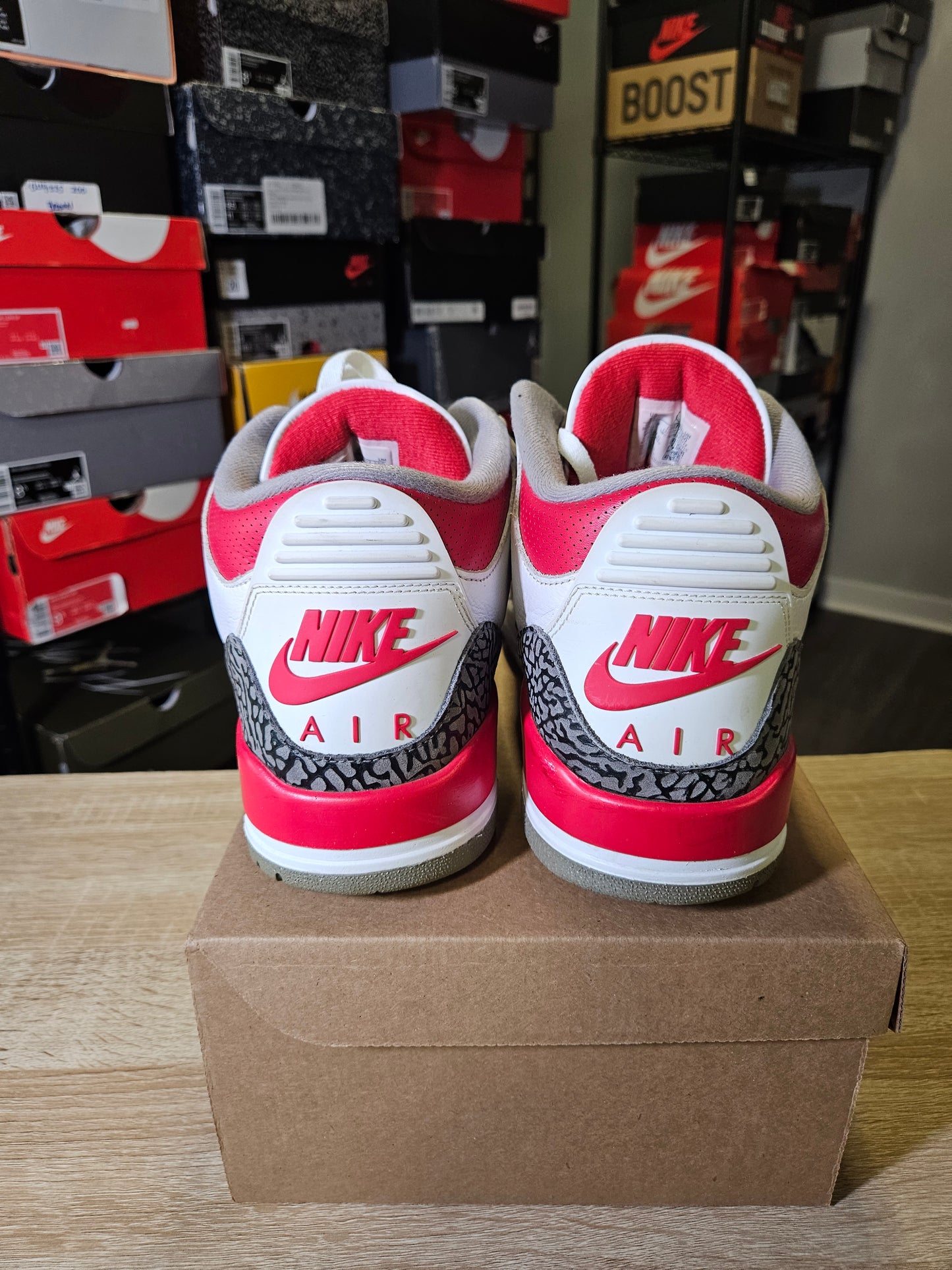 Size 13 - AJ 3 Retro Mid Fire Red