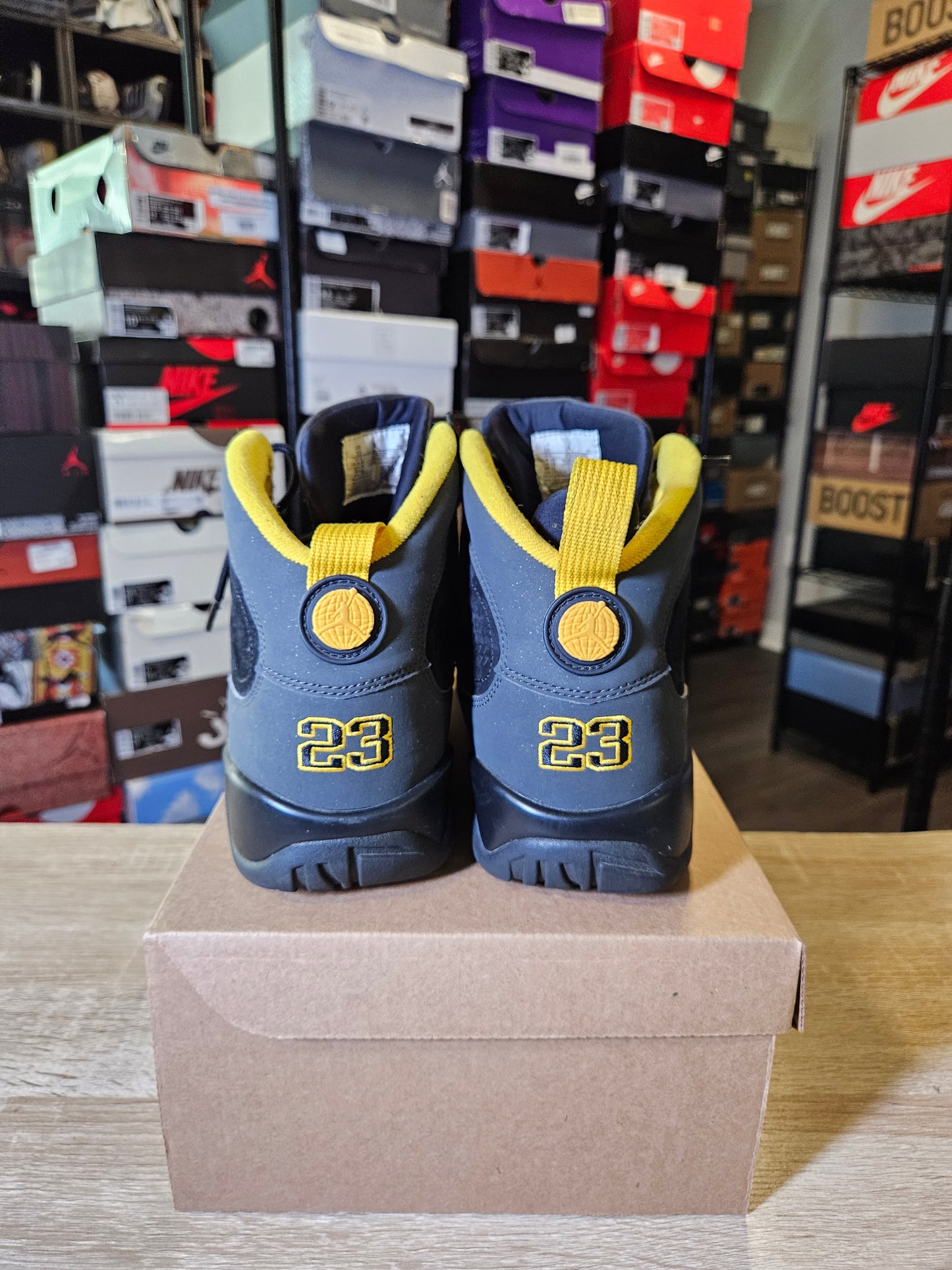 Size 10 - AJ 9 Retro University Gold