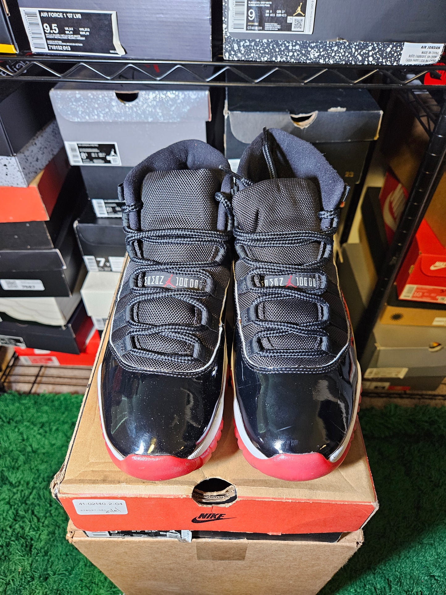 Size 9.5 - AJ 11 Retro High Bred