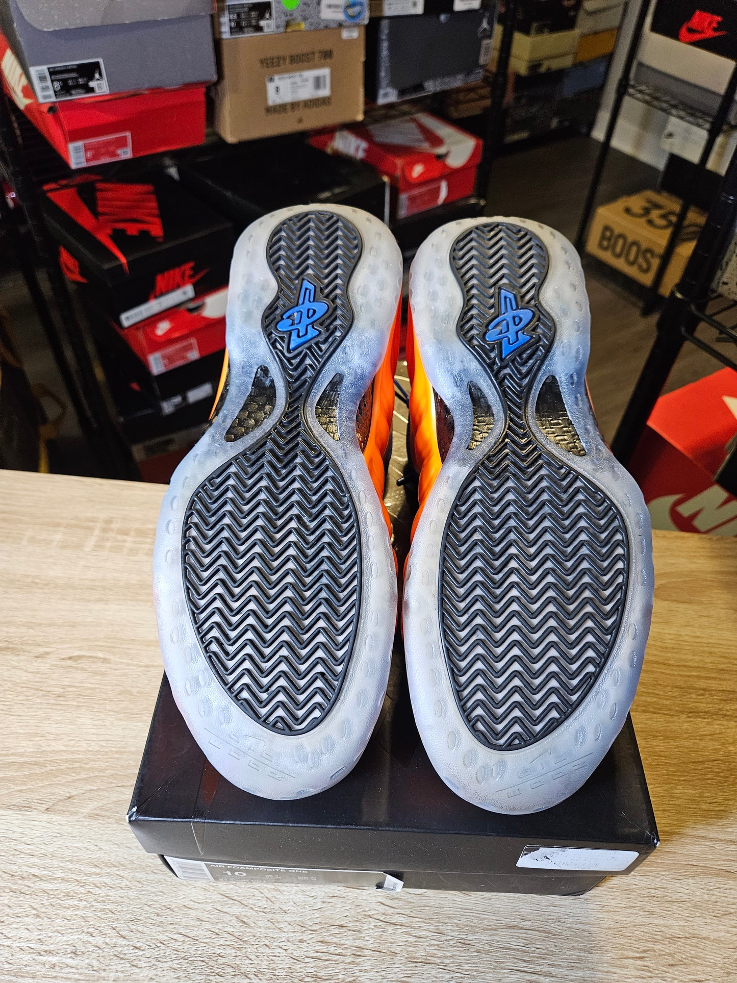 Size 10 - Air Foamposite One Knicks