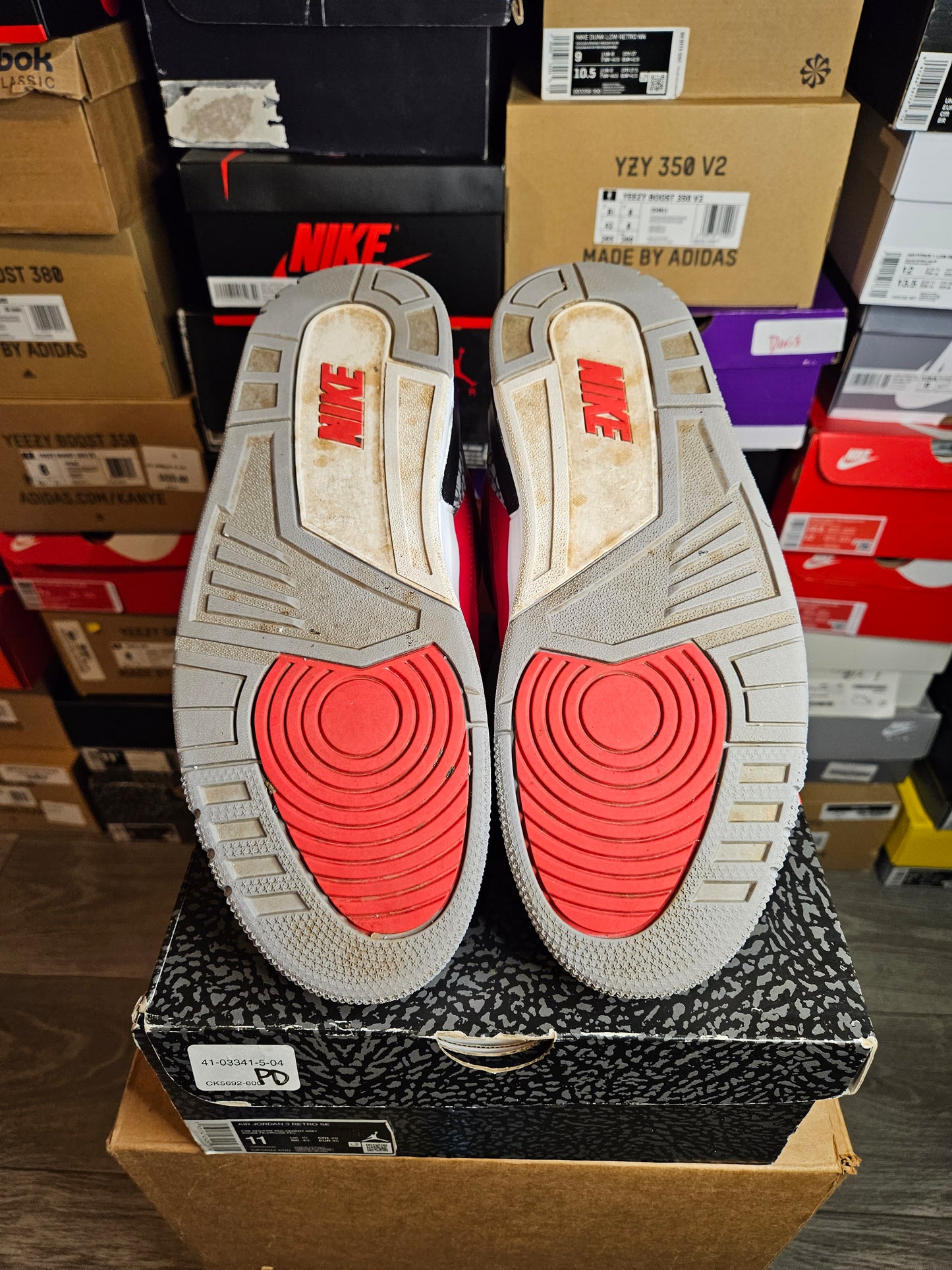 Size 11 - AJ 3 Retro SE Mid Unite