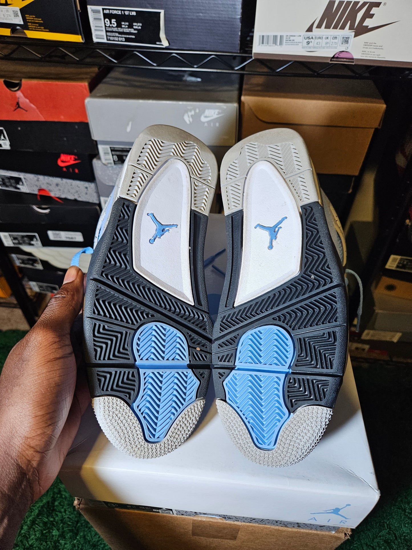 Size 8.5 - AJ 4 Retro Mid University Blue
