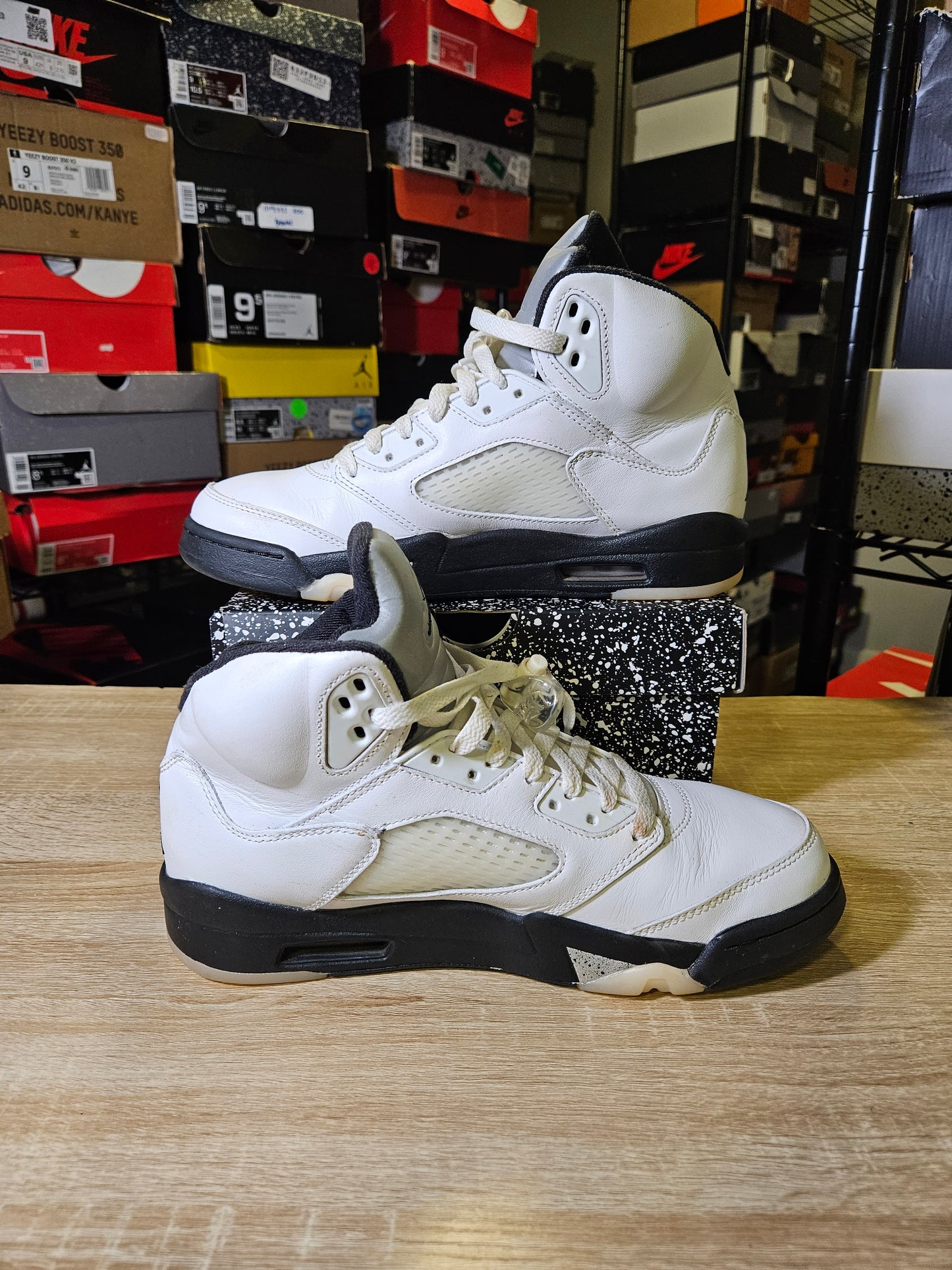 Size 9.5 - AJ 5 Retro White Black