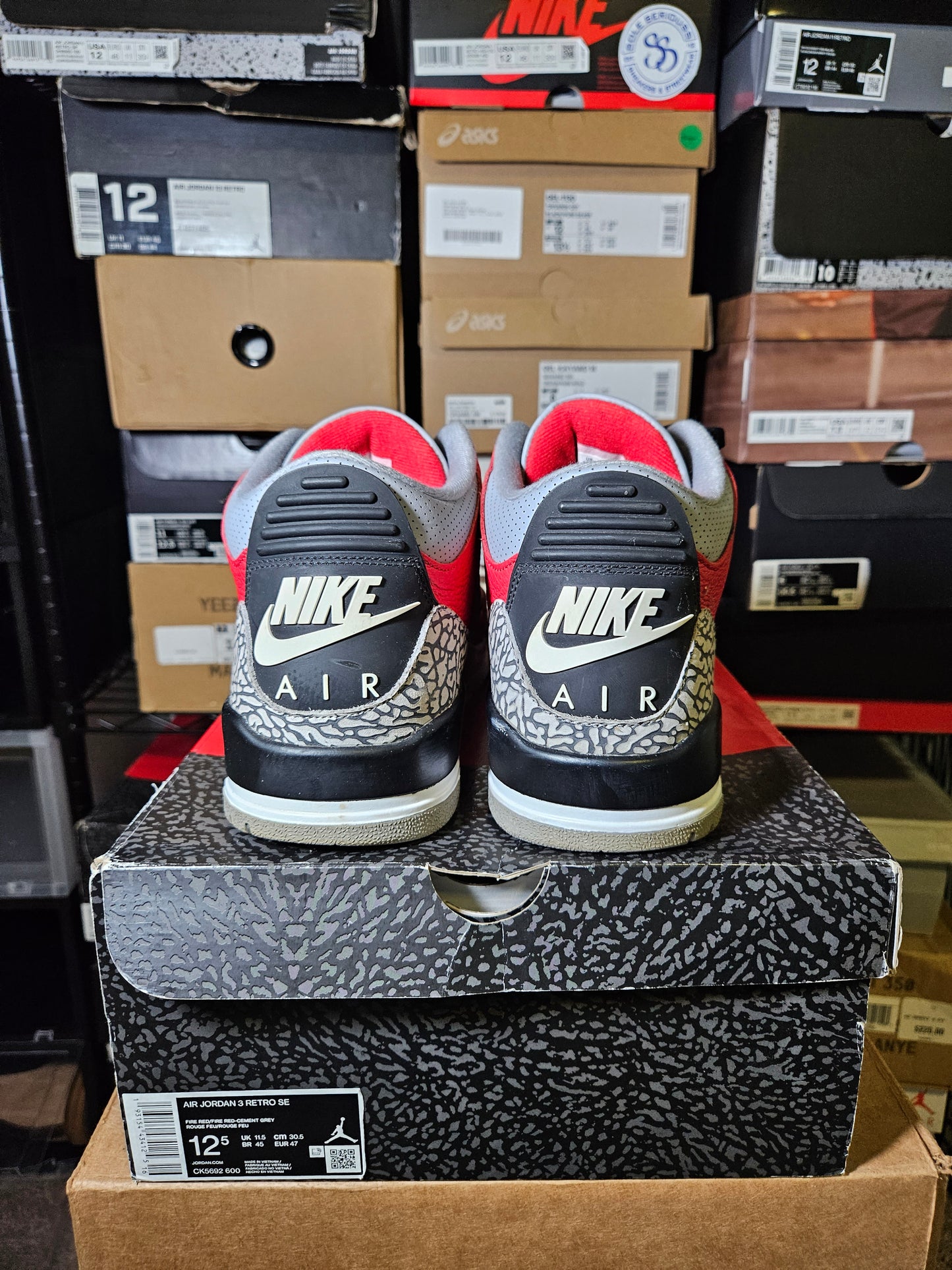 Size 12.5 - AJ 3 Unite Red