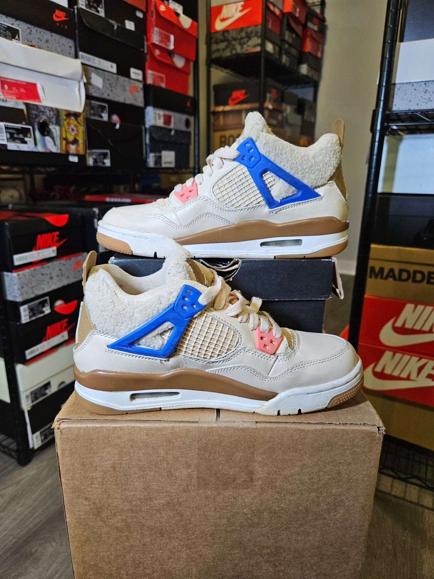 Size 6.5 - AJ 4 Where The Wild Things Are