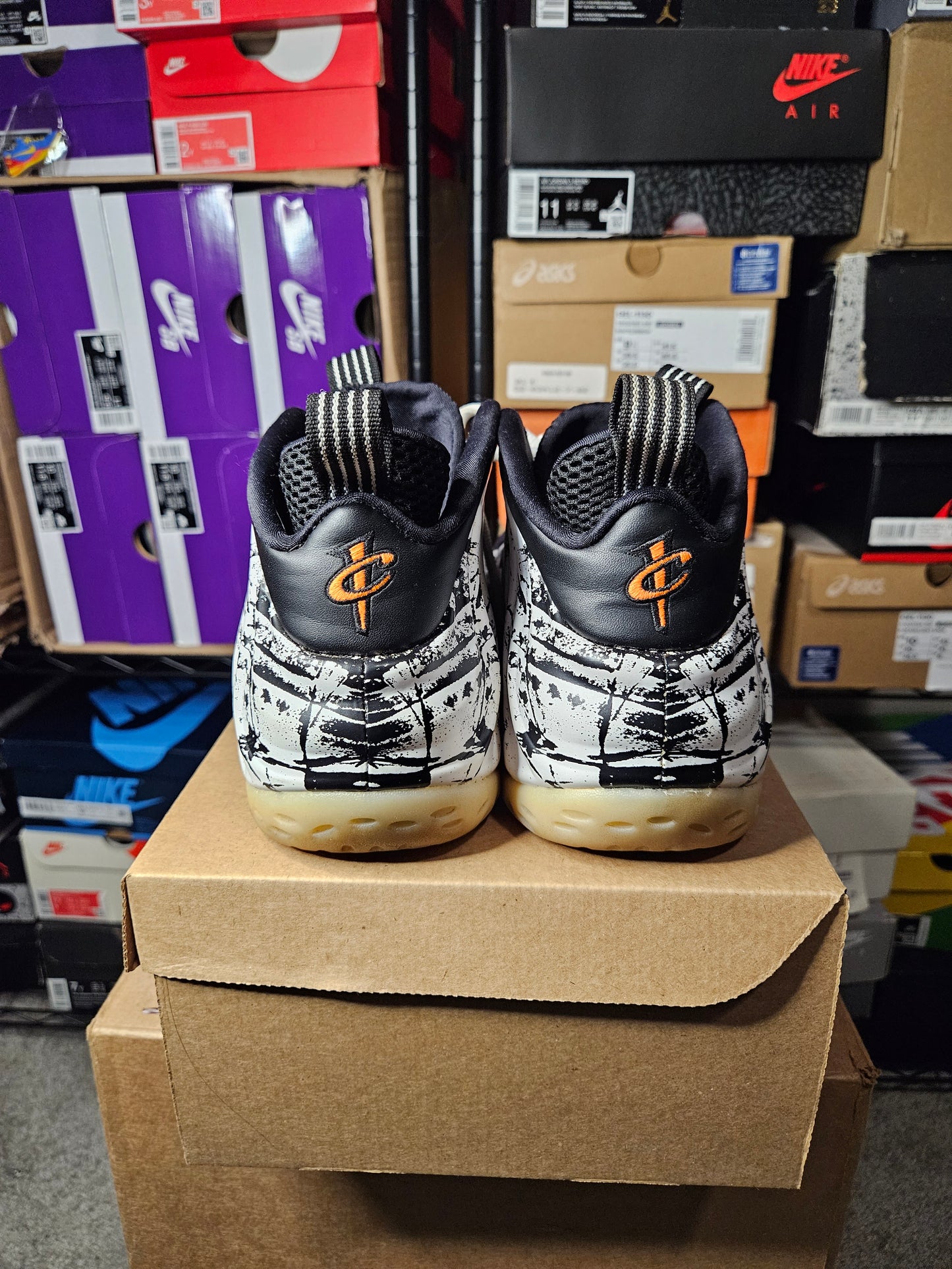 Size 10.5 - Air Foamposite One Shattered Backboard