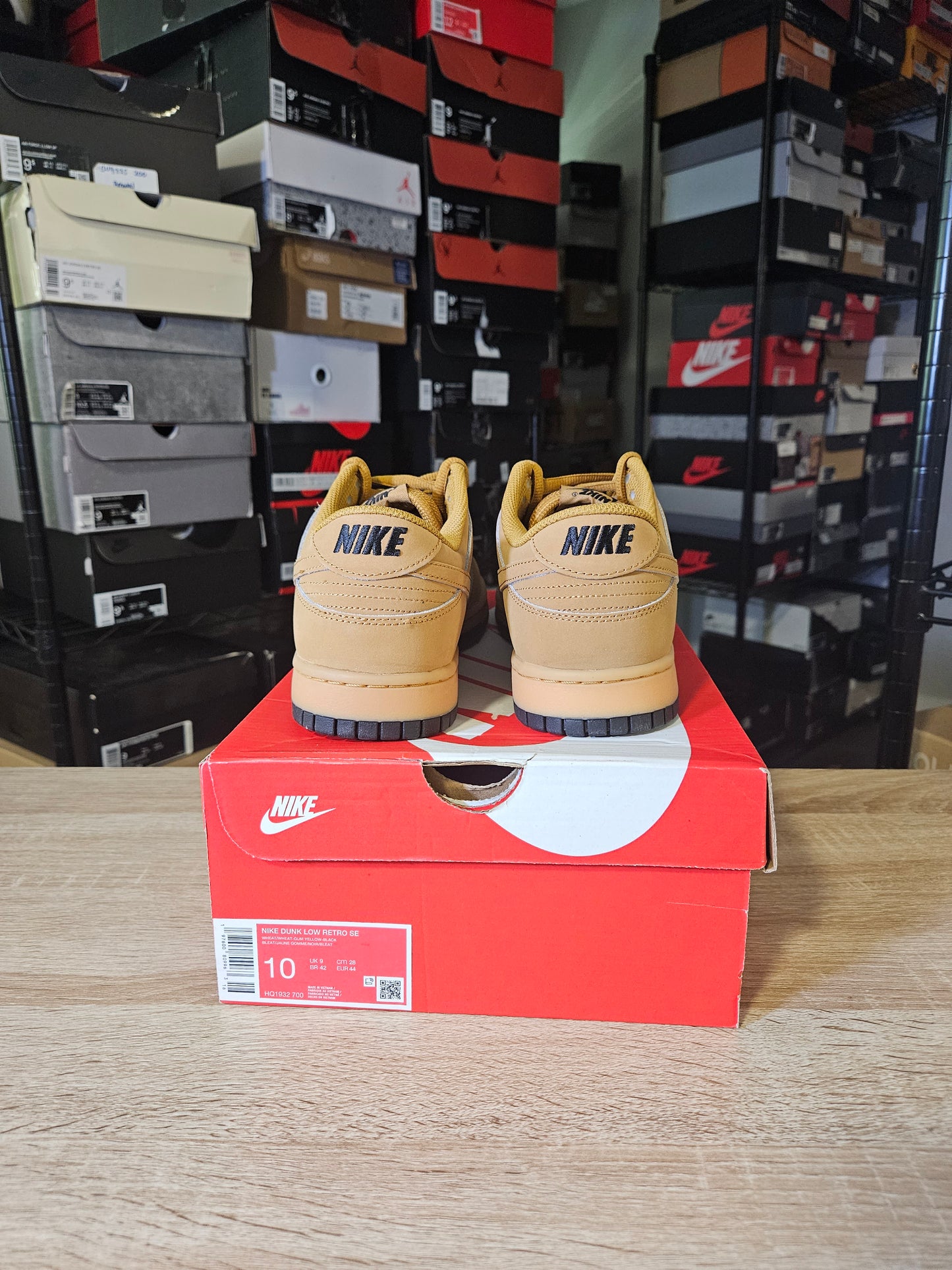 Size 10 - Dunk SE Low Wheat