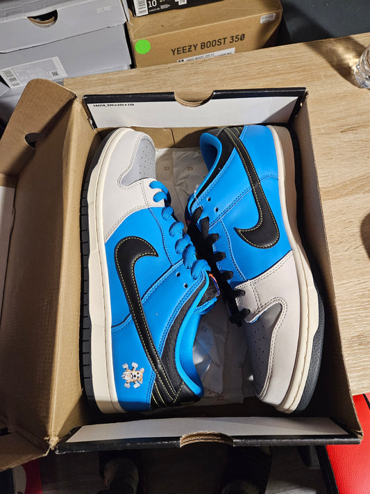 Size 13 - SB Dunk Instant Skateboards