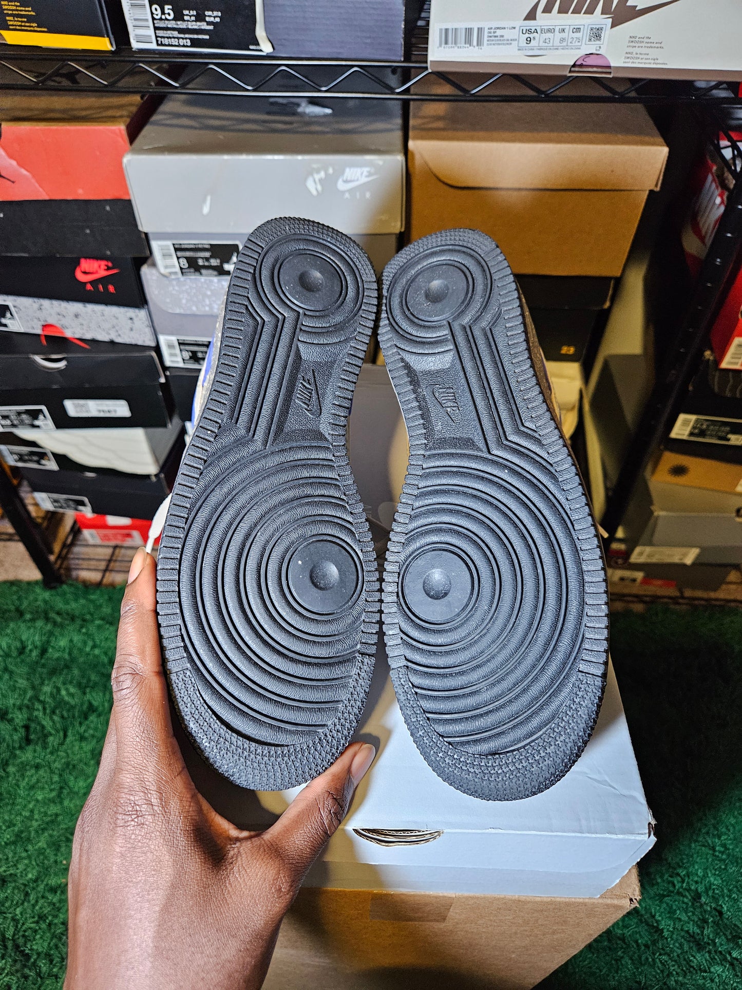 Size 9 - AF1 1 Supreme Low Mowabb
