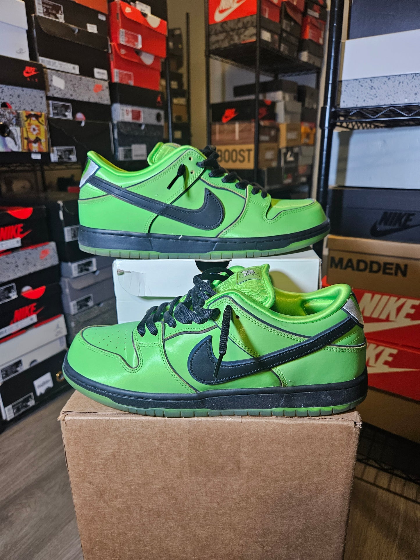 Size 11 - SB Dunk Low x Powerpuff Girls Buttercup