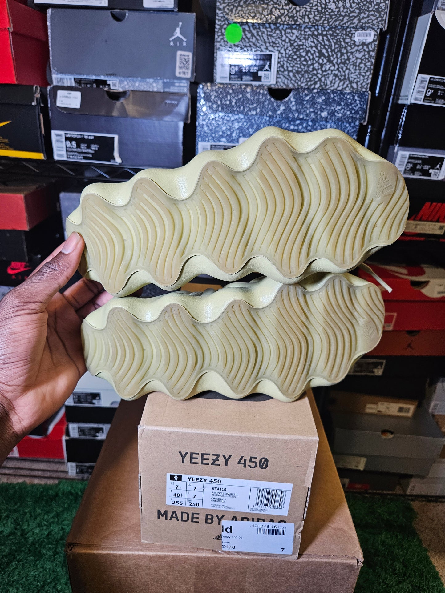 Size 7.5 - YZY 450 Resin