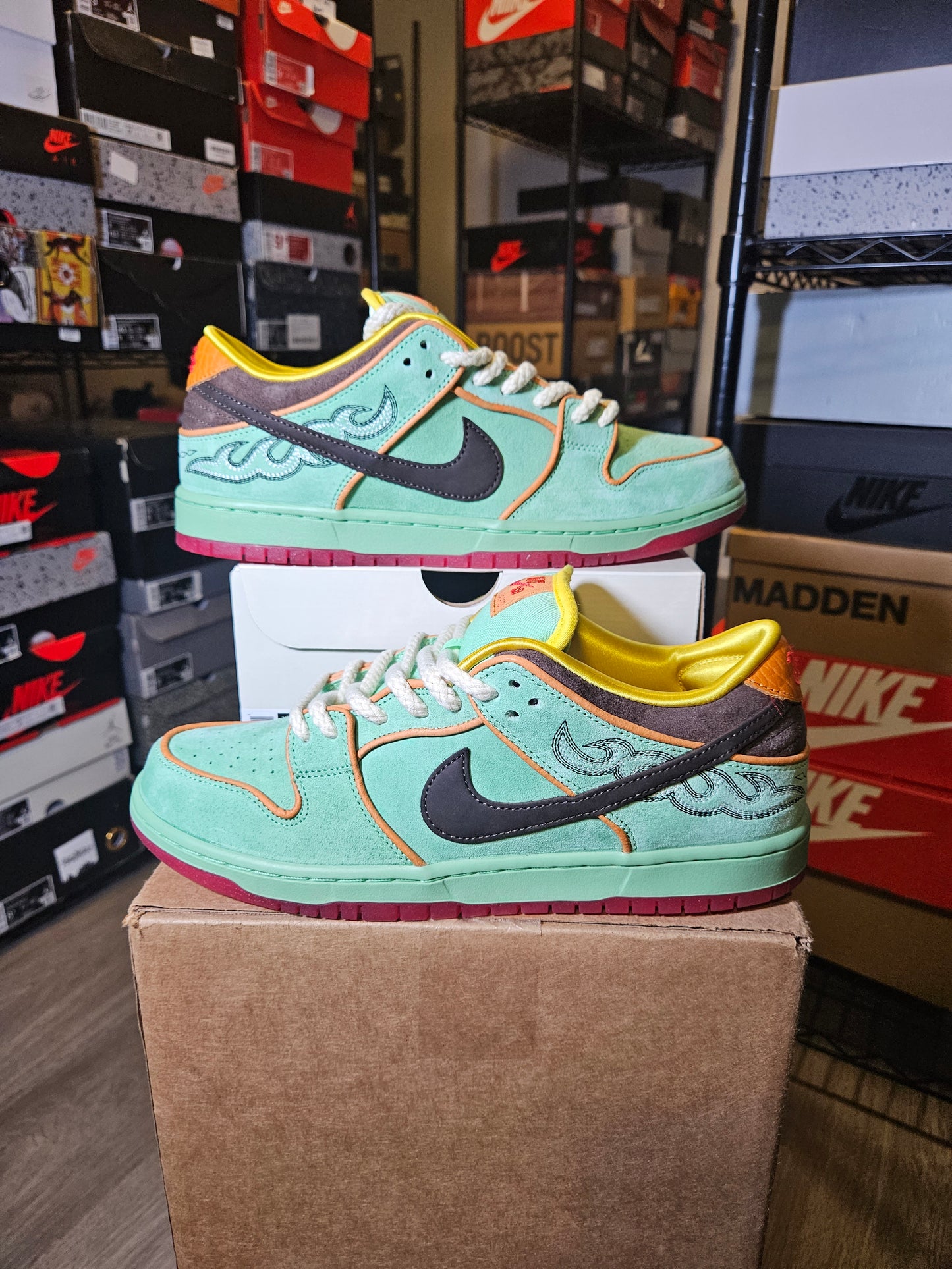 Size 10.5 - Dunk SB Low Rodeo