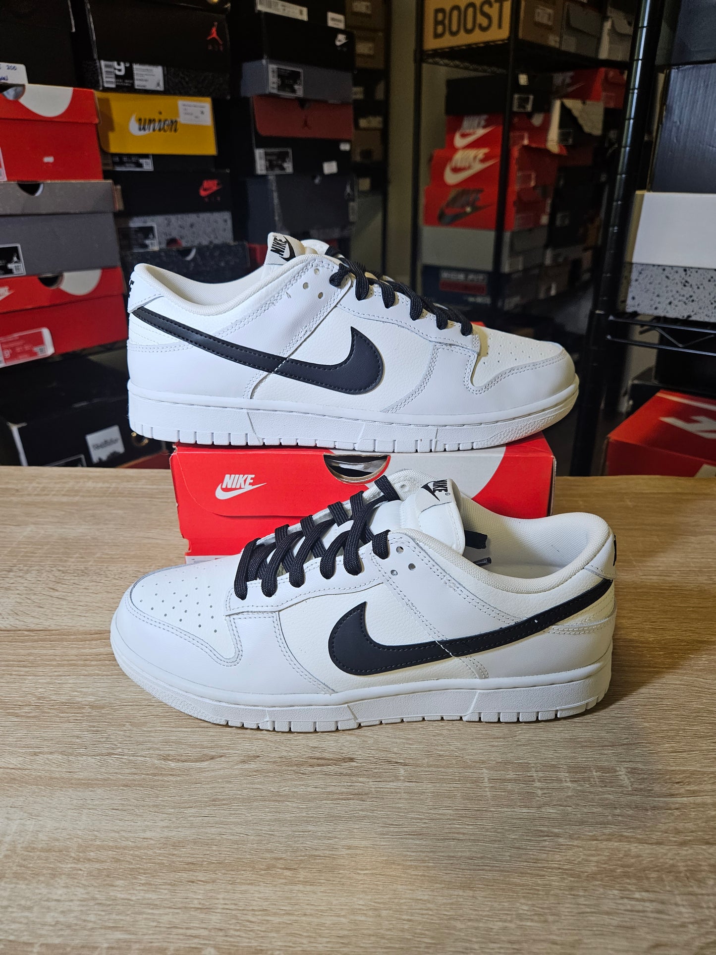 Size 9.5 - Dunk Low Reverse Panda