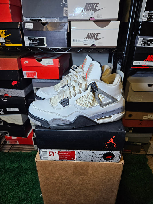 Size 9.5 - AJ 4 Retro Cement 2012
