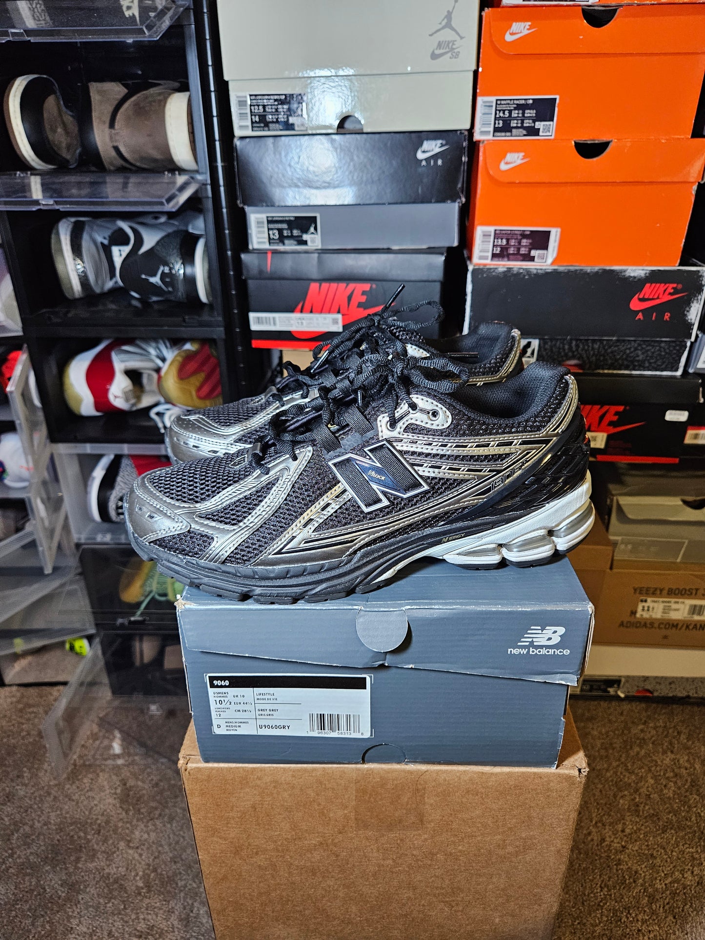 Size 10 - NB 1906R Black Grey White