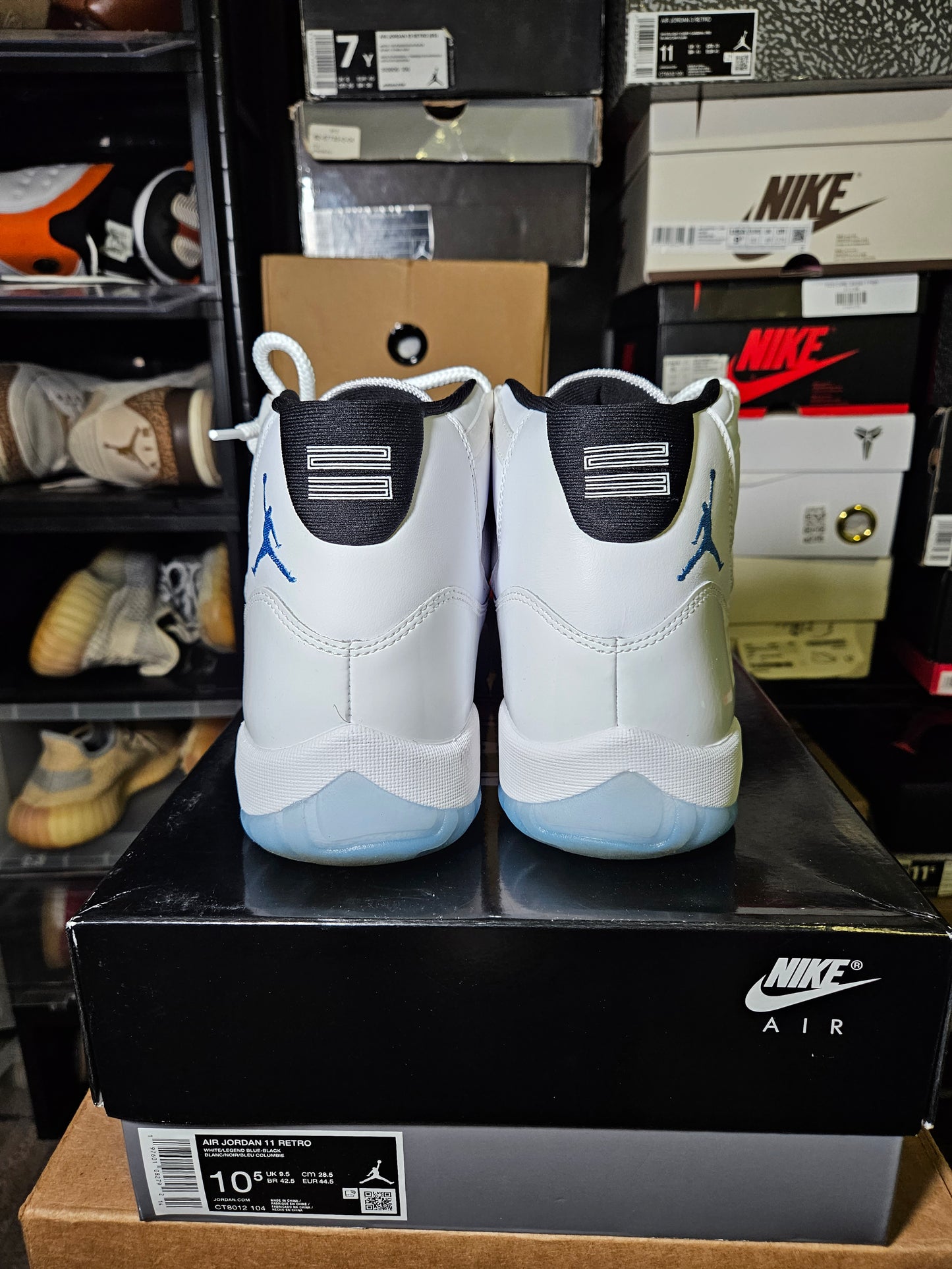 Size 10.5 - AJ 11 Retro 2024 Legend Blue / Columbia