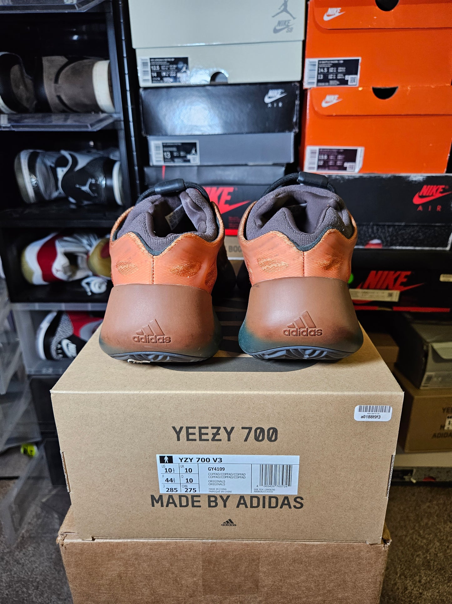 Size 10.5 - YZY 700 V3 Copper Fade