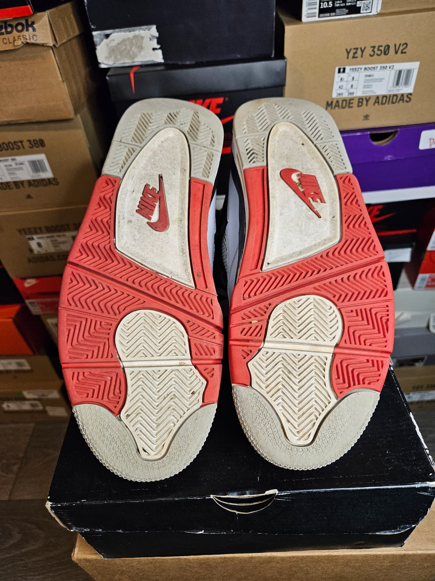 Size 11 - AJ 4 Retro Fire Red