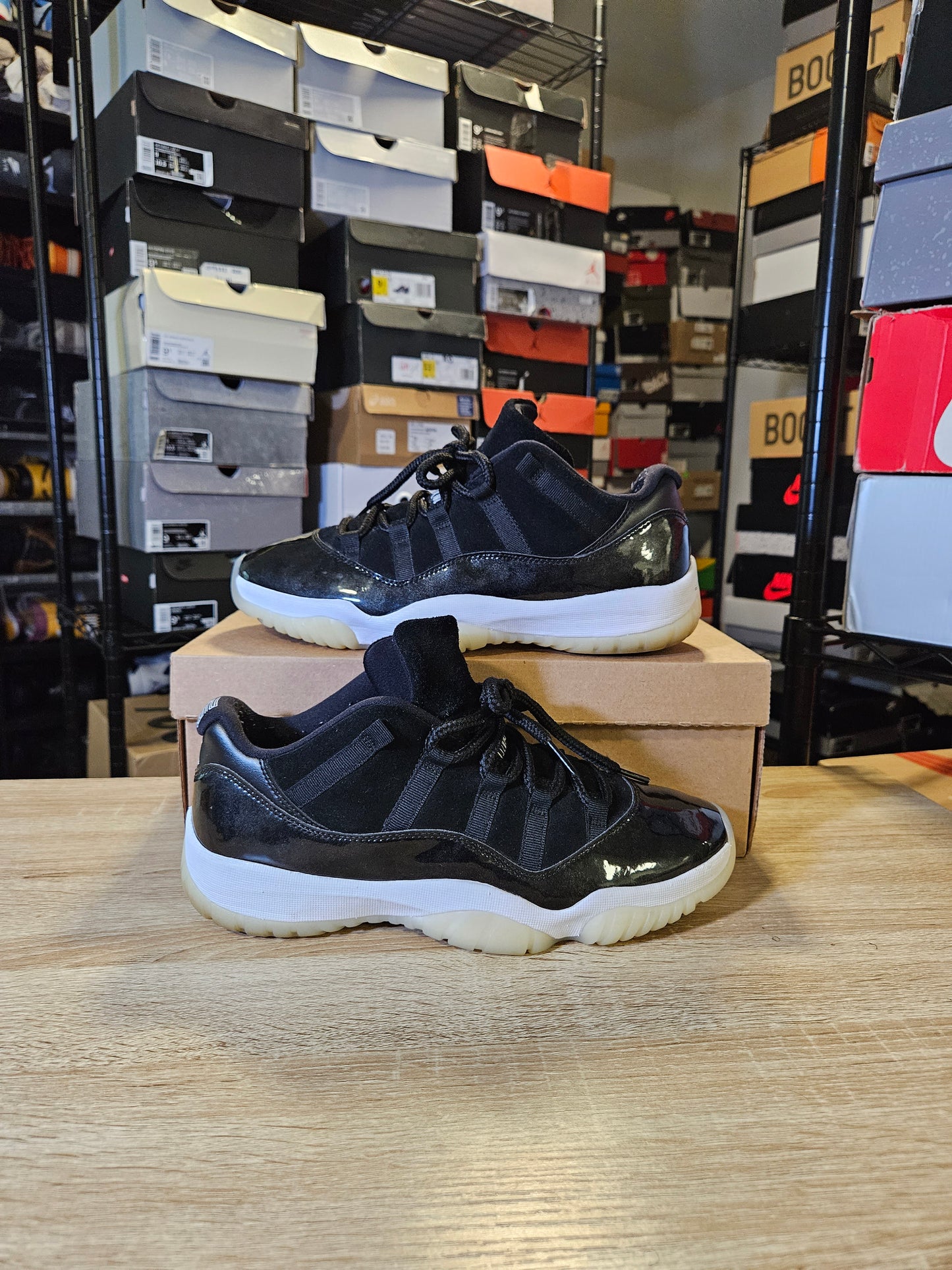 Size 10 - AJ 11 Retro Low Barons