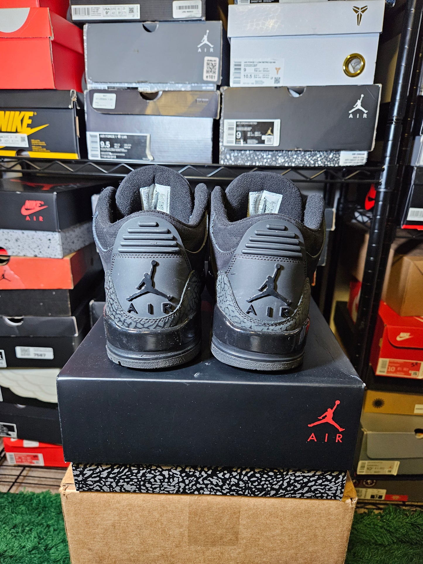 Size 9.5 - AJ 3 Retro 2025 Black Cat