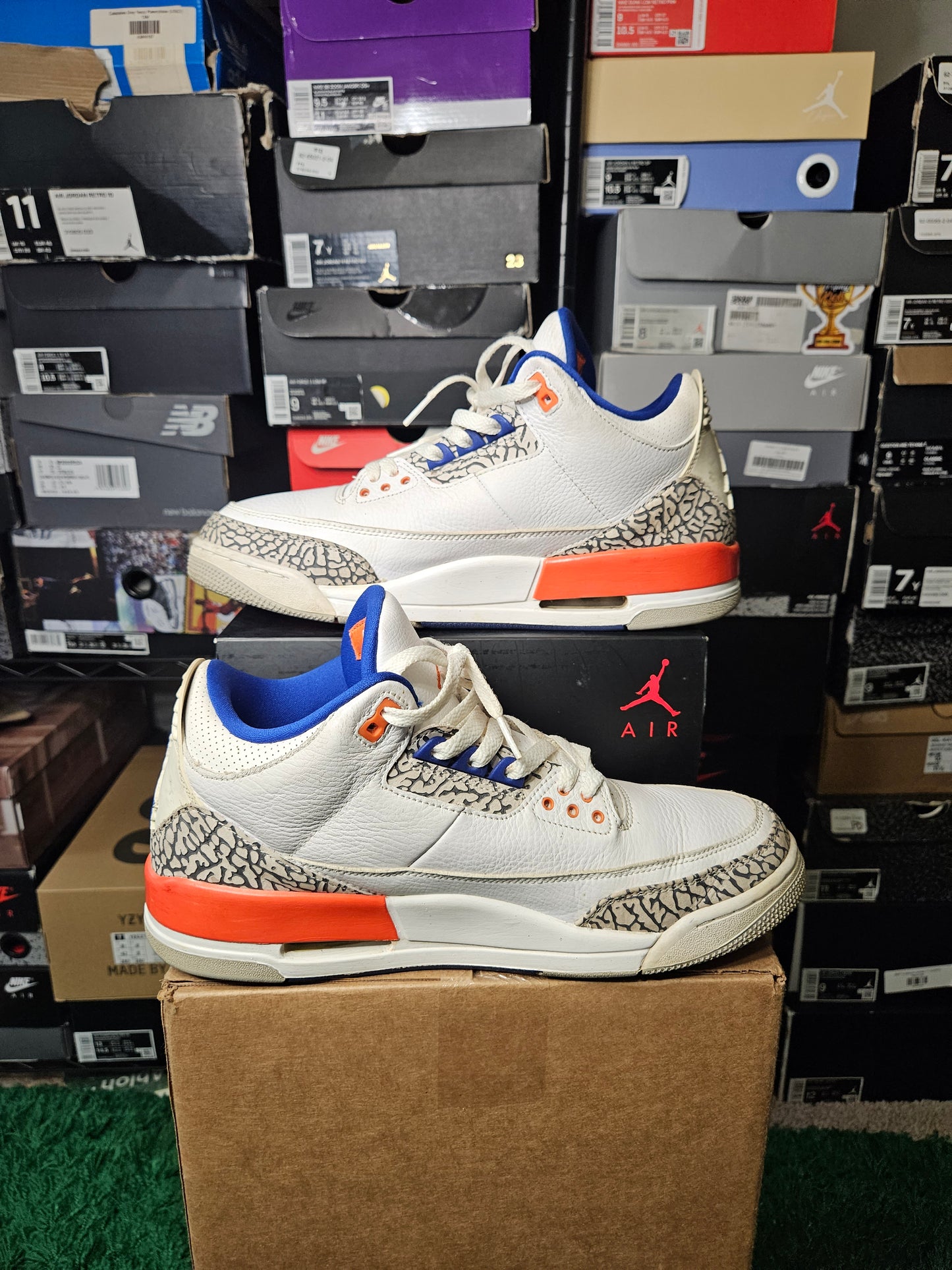 Size 11 - AJ 3 Retro Knicks