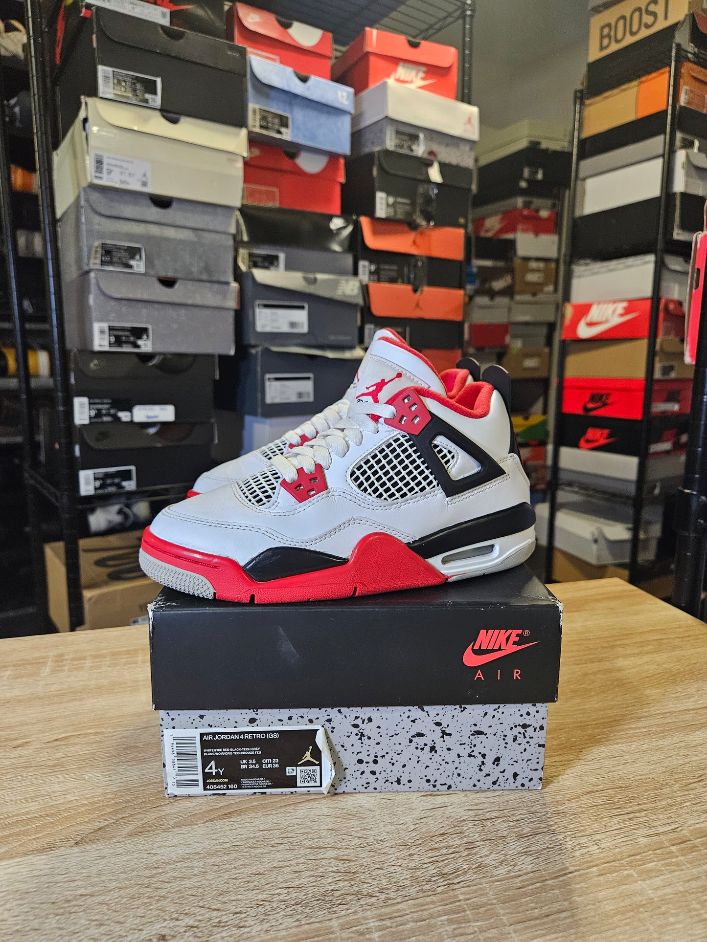 Size 4 - AJ 4 Fire Red