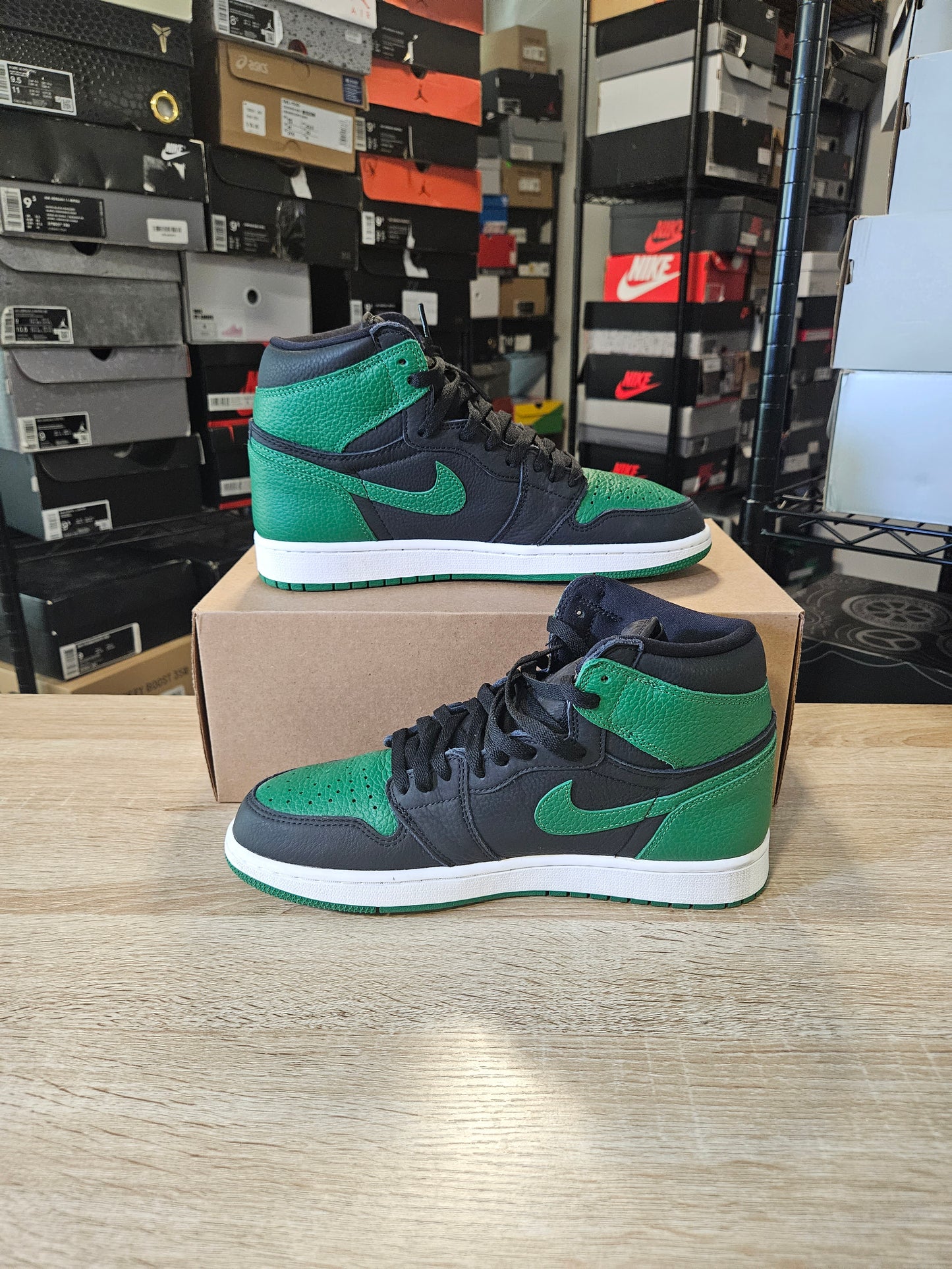Size 9.5 - AJ 1 Retro OG High Pine Green 2.0