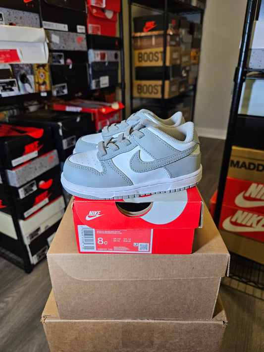 Size 8C - Dunk Low White Light Smoke Grey