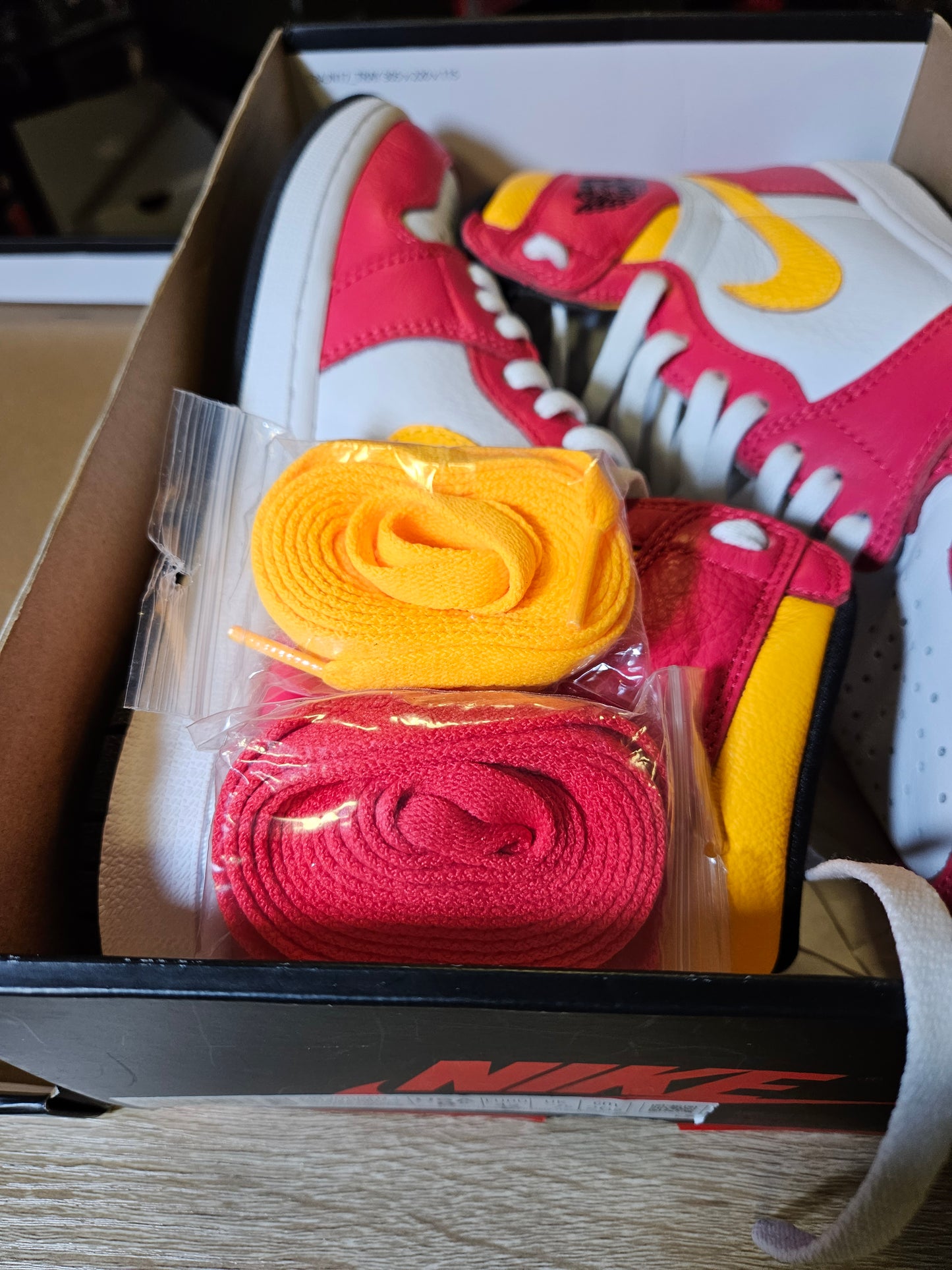 Size 8.5 - AJ 1 Retro High OG Light Fusion Red 2021