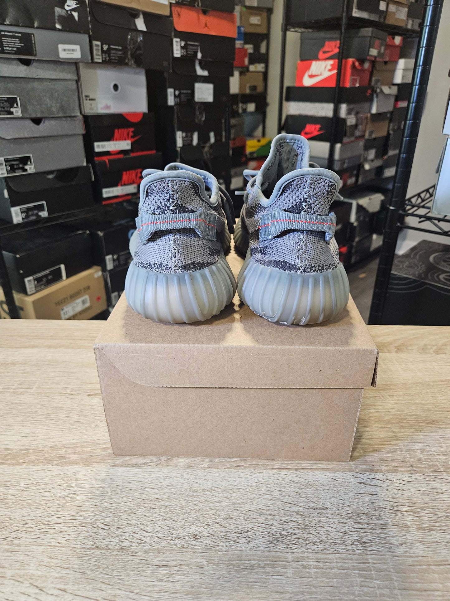 Size 9.5 - YZY 350 V2 Low Beluga 2.0