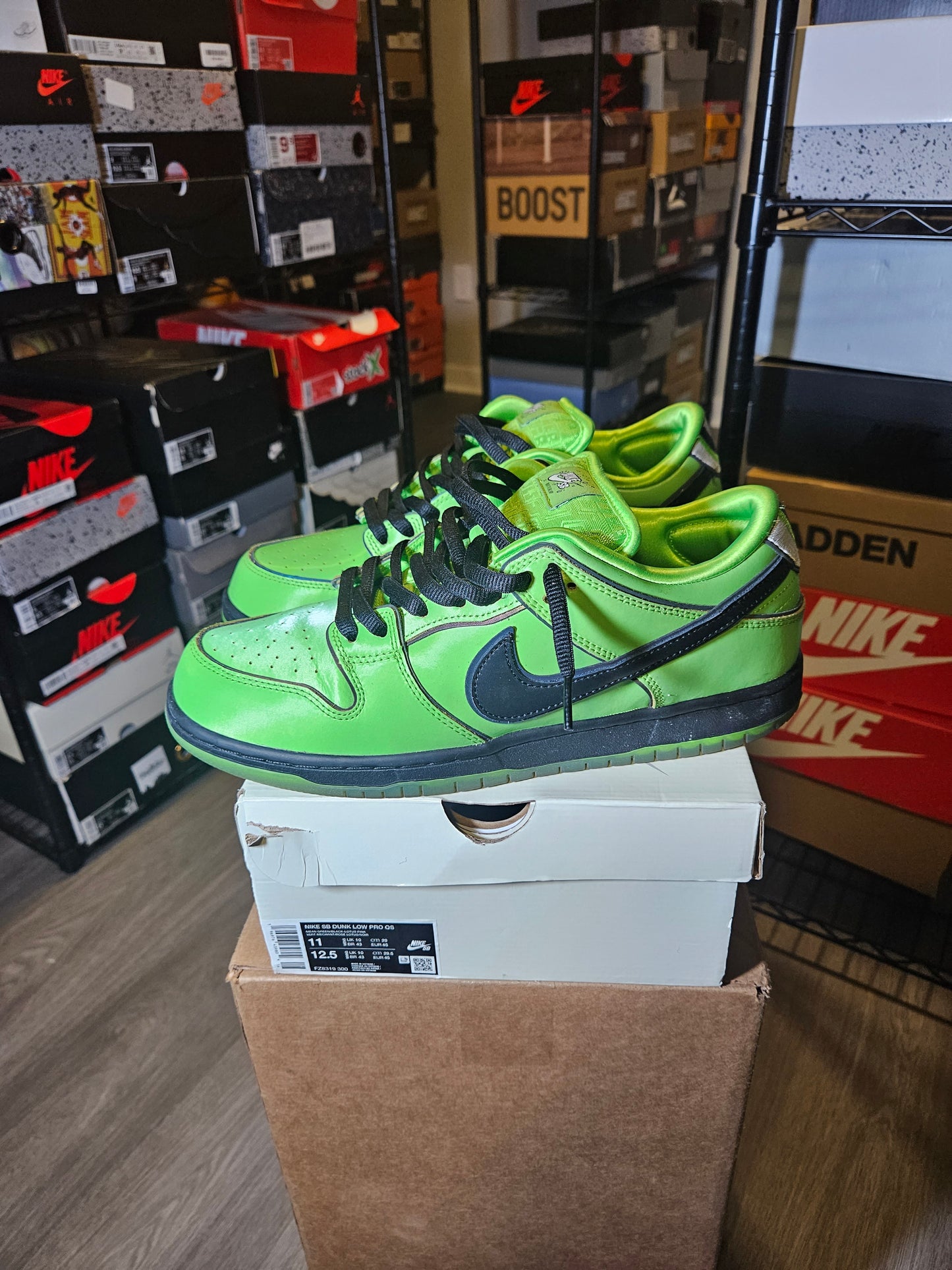 Size 11 - SB Dunk Low x Powerpuff Girls Buttercup