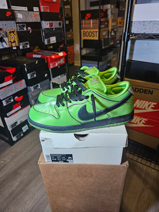 Size 11 - SB Dunk Low x Powerpuff Girls Buttercup