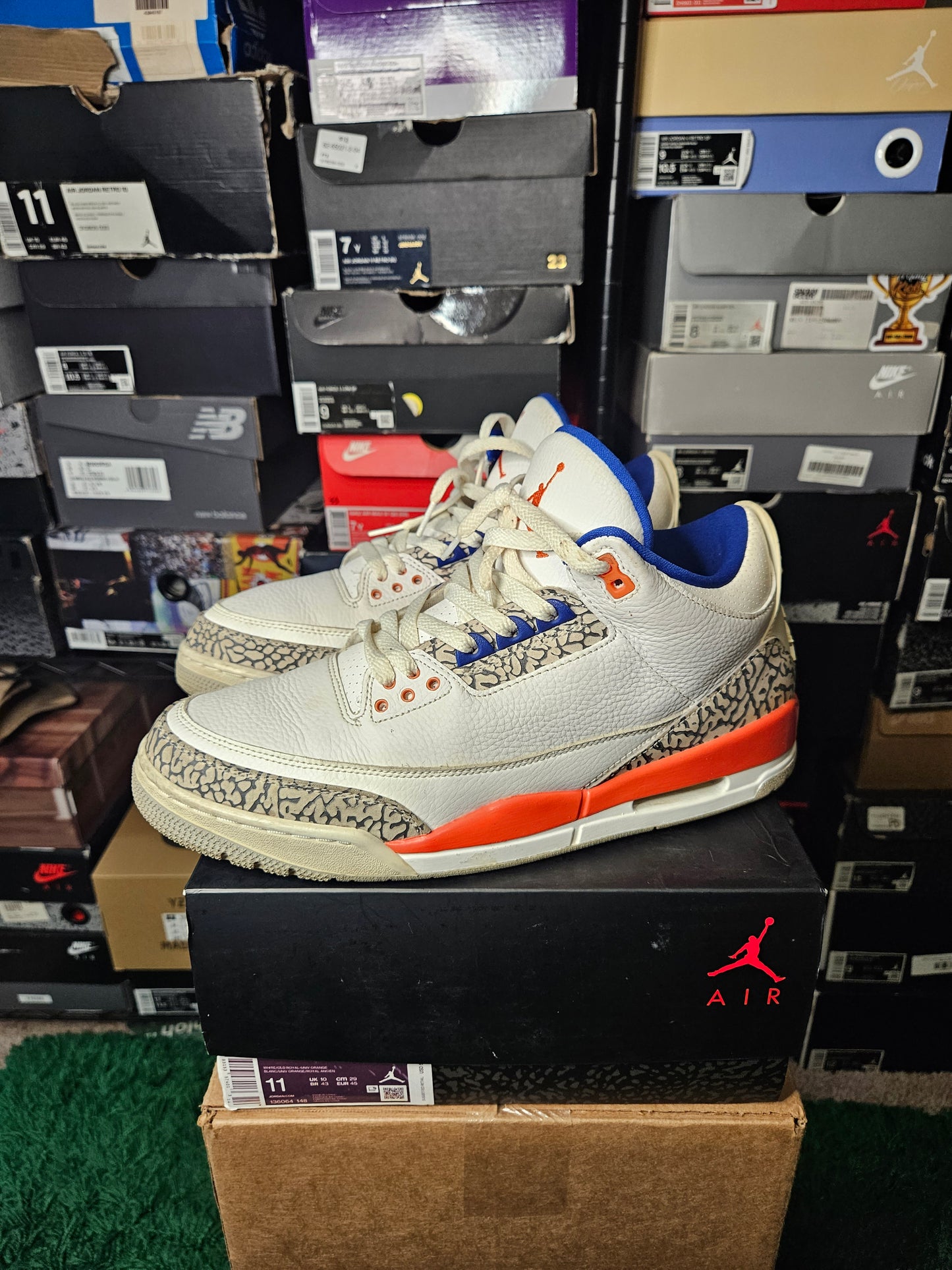 Size 11 - AJ 3 Retro Knicks