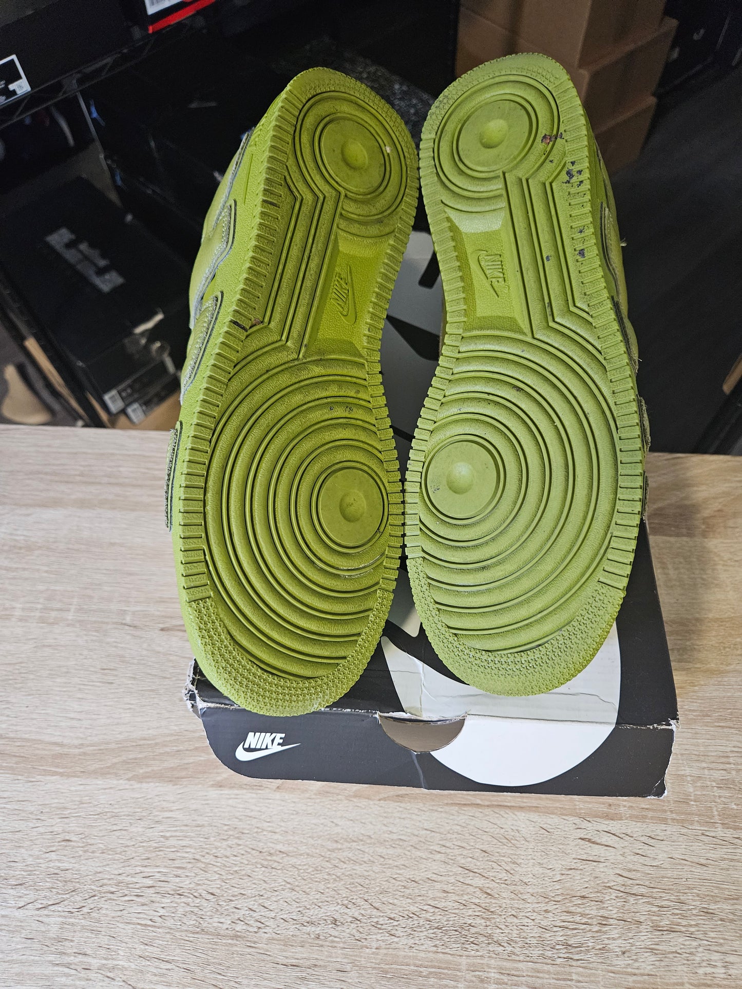 Size 10.5 - Cactus Plant Flea Market x Air Force 1 Premium Low Moss