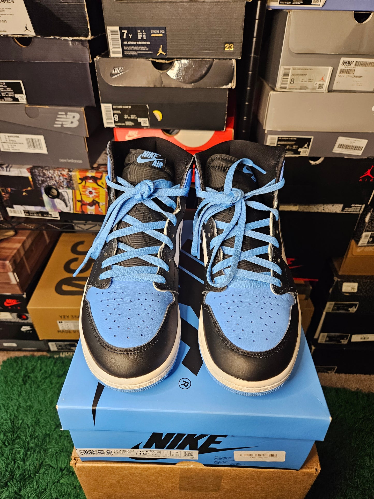Size 10.5 - AJ 1 Retro OG High UNC Toe