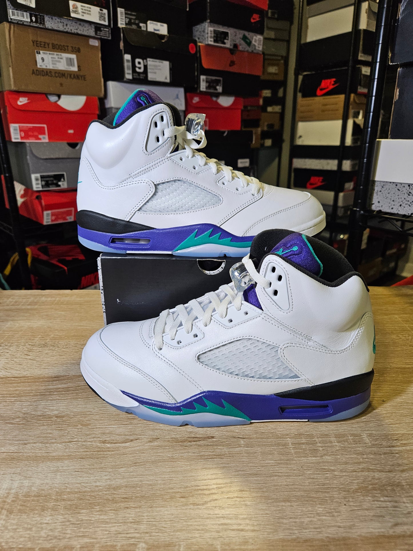 Size 10 - AJ 5 Retro 2025 Grape
