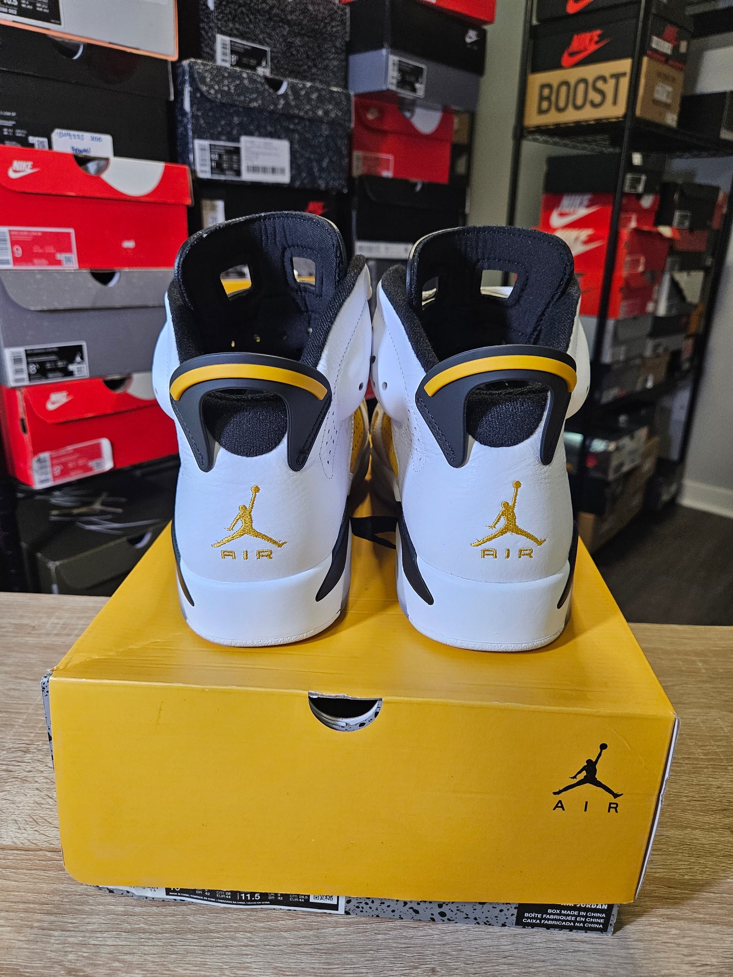 Size 10 - AJ 6 Retro Yellow Ochre