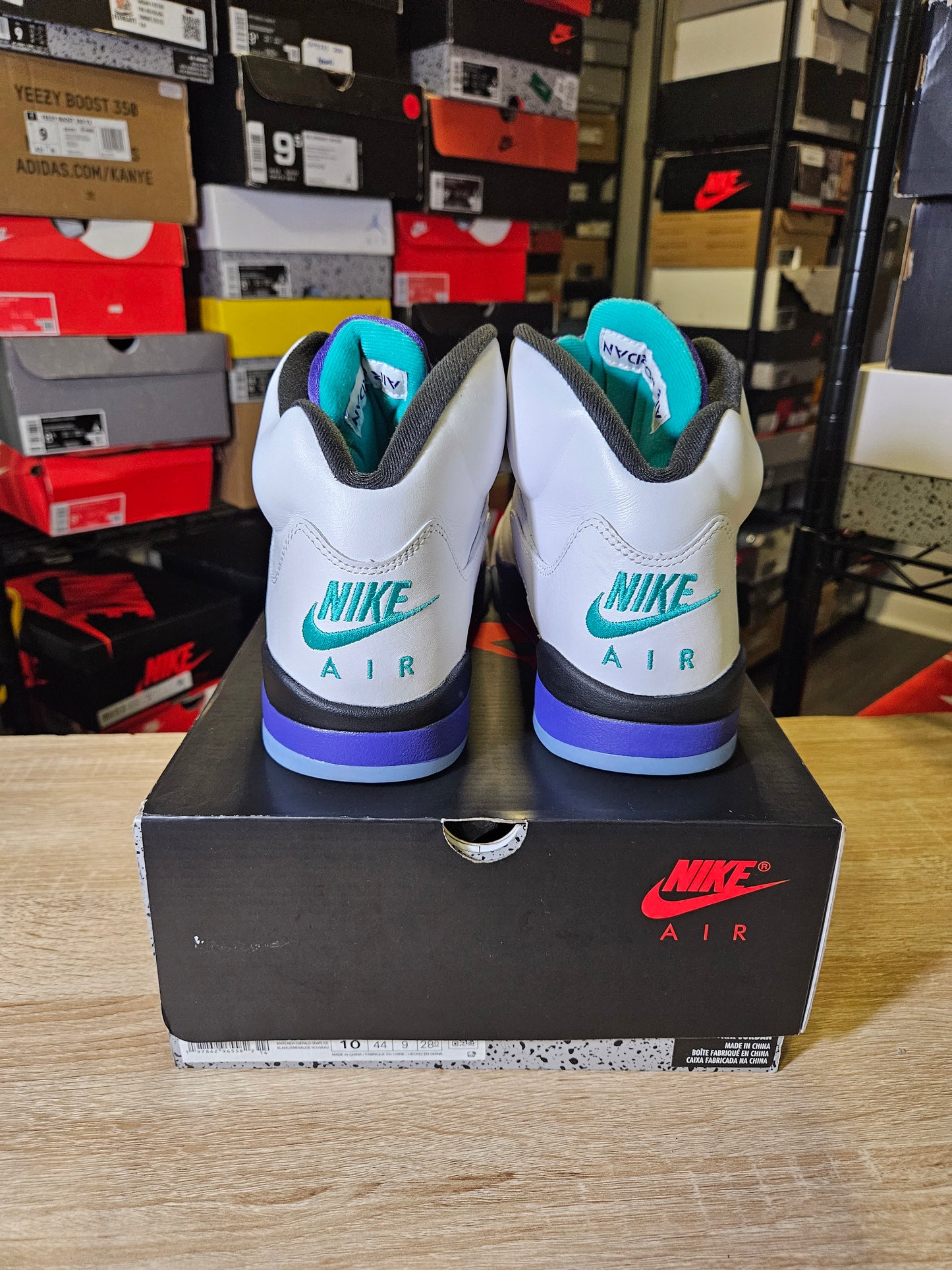 Size 10 - AJ 5 Retro 2025 Grape