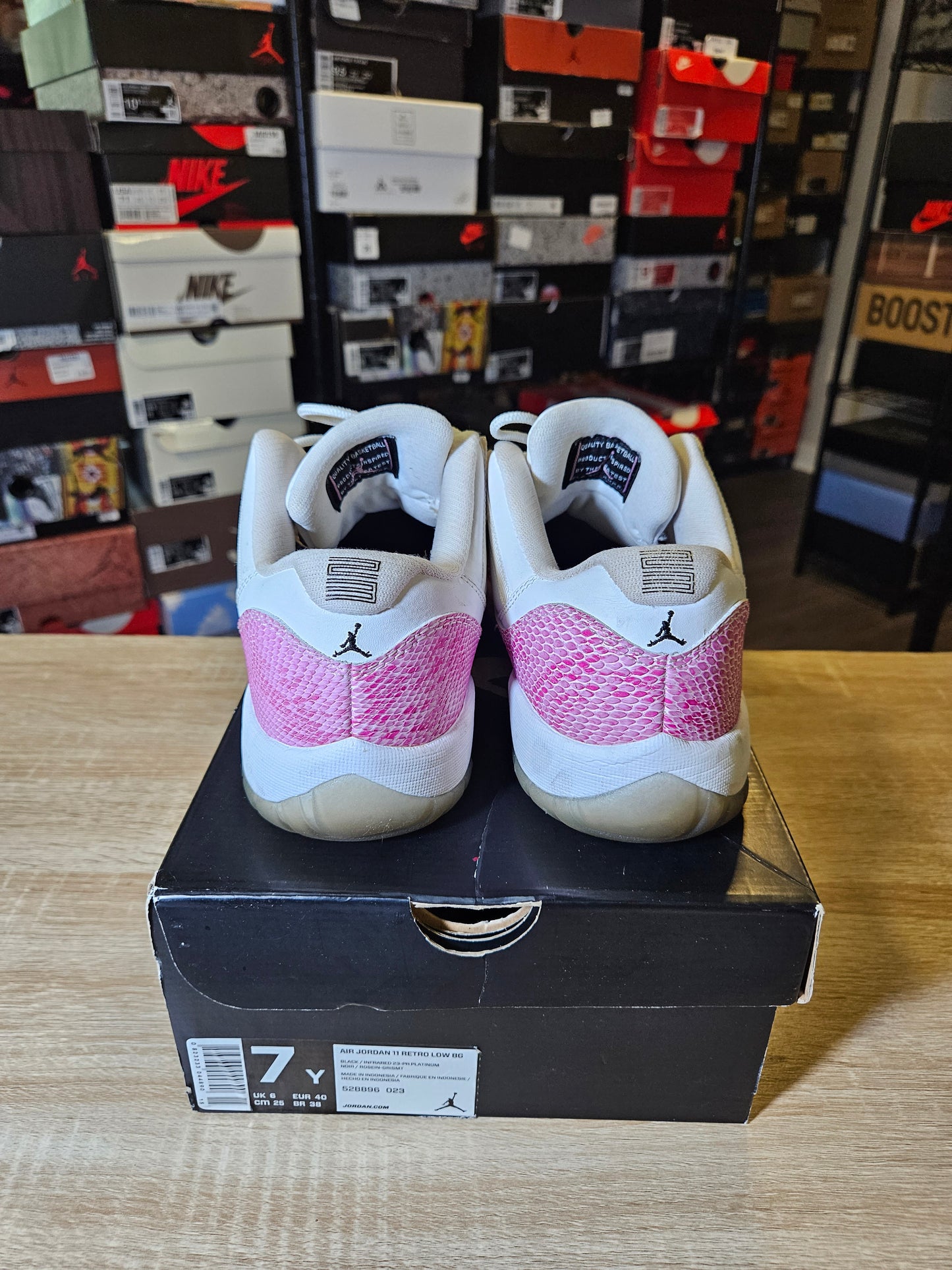 Size 7Y - AJ 11 Retro Low Snakeskin