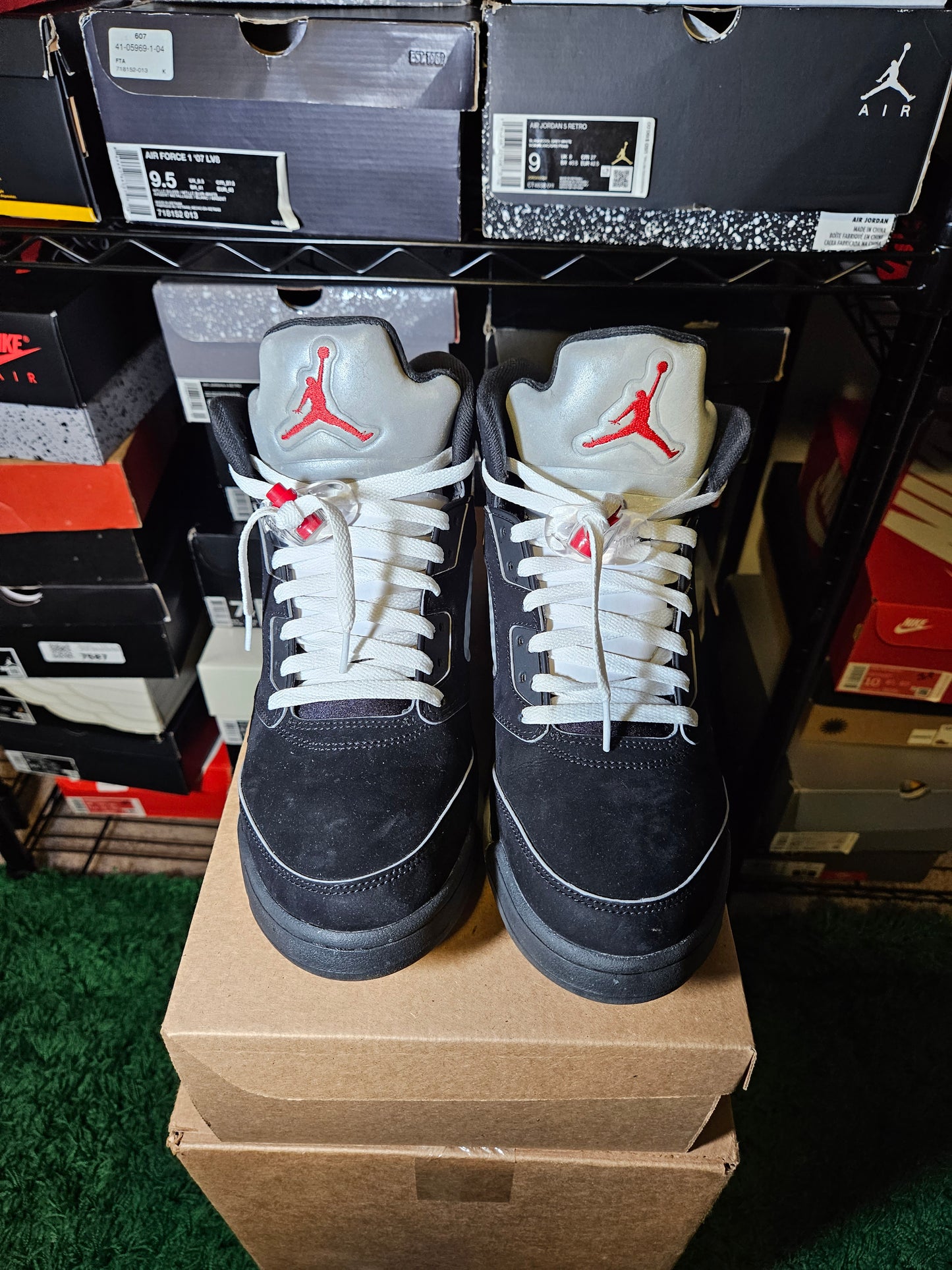 Size 9.5 - AJ 5 Retro OG Black Metallic Reimagined